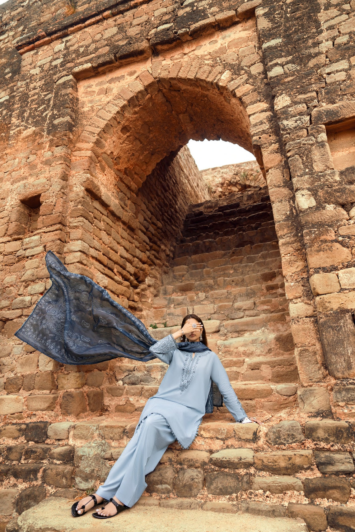 Casual Lite Embroidered Cotton 3 Piece Farshi Shalwar Suit CAS05