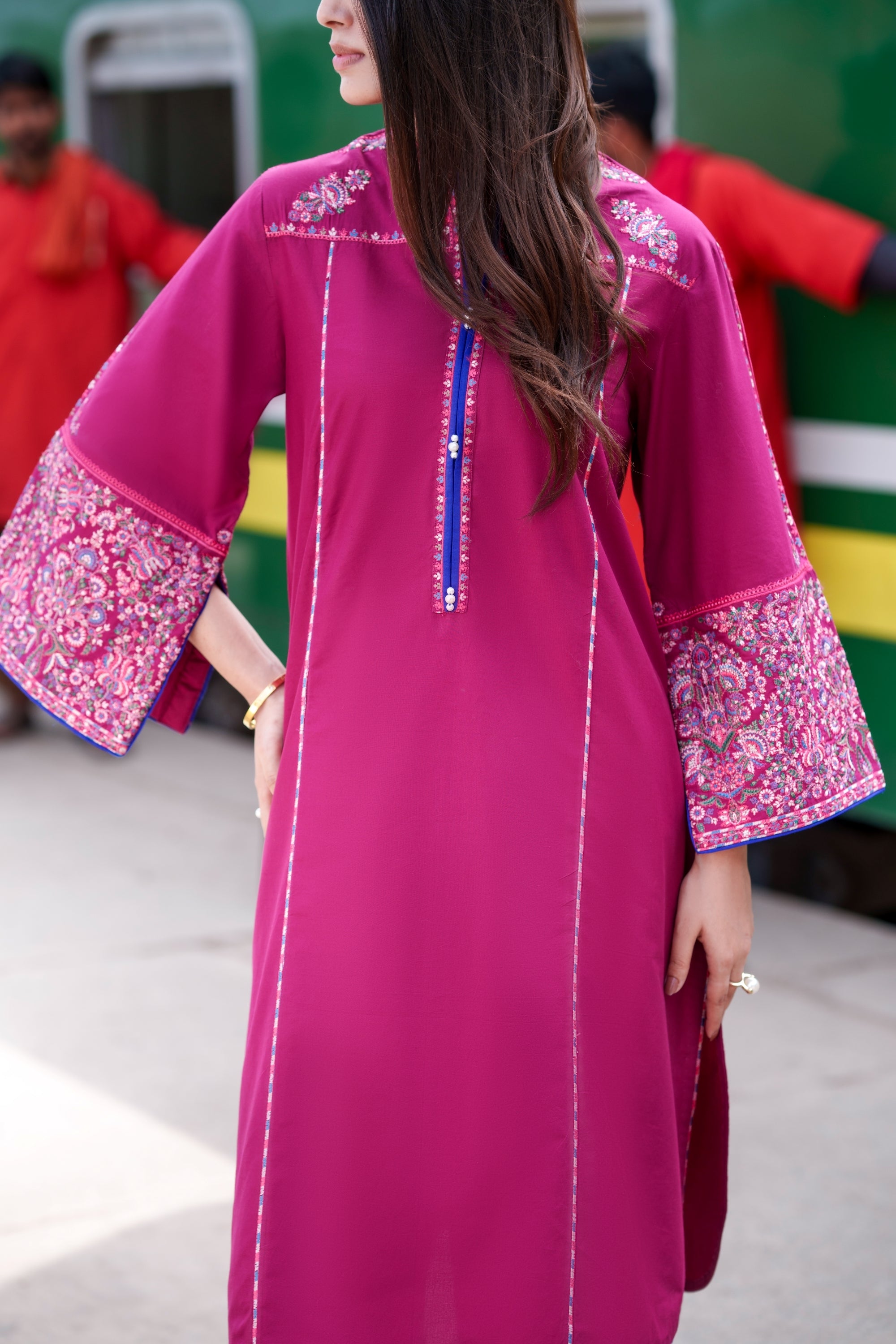 Casual Lite Festive Suit Roisin Bloom CAS33