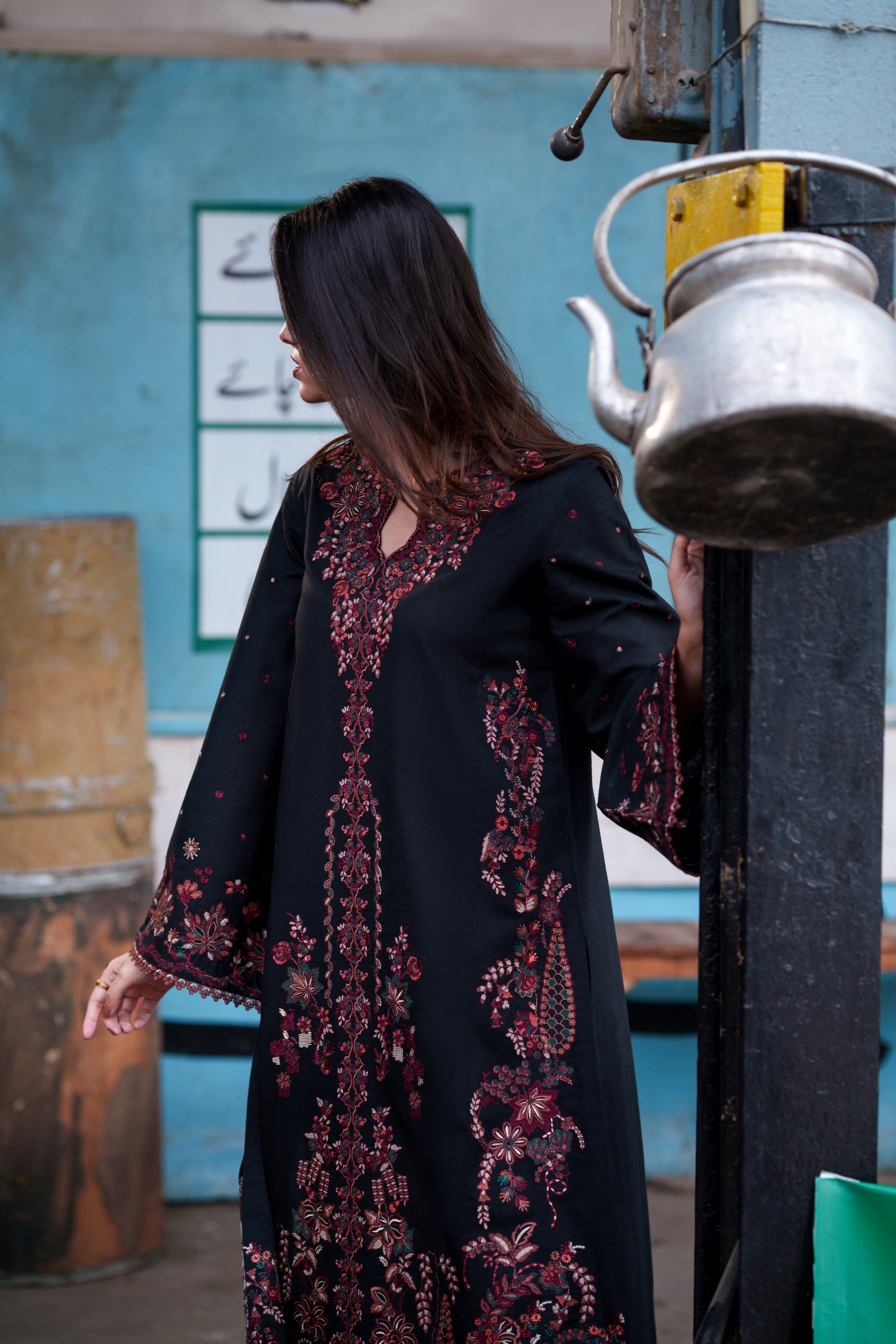 Casual Lite Festive Suit Ciara Noir CAS37