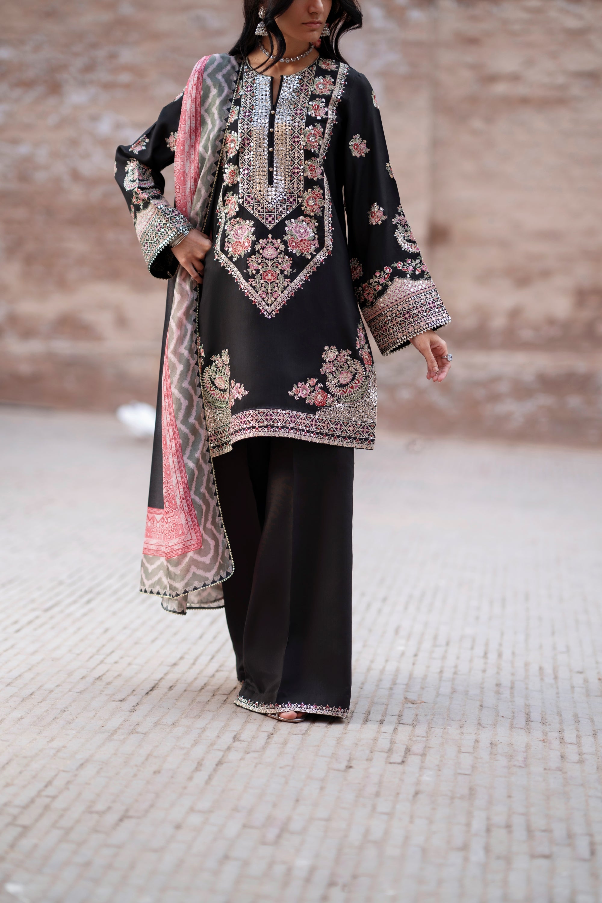 Casual Lite Festive Gulkaar CAS13