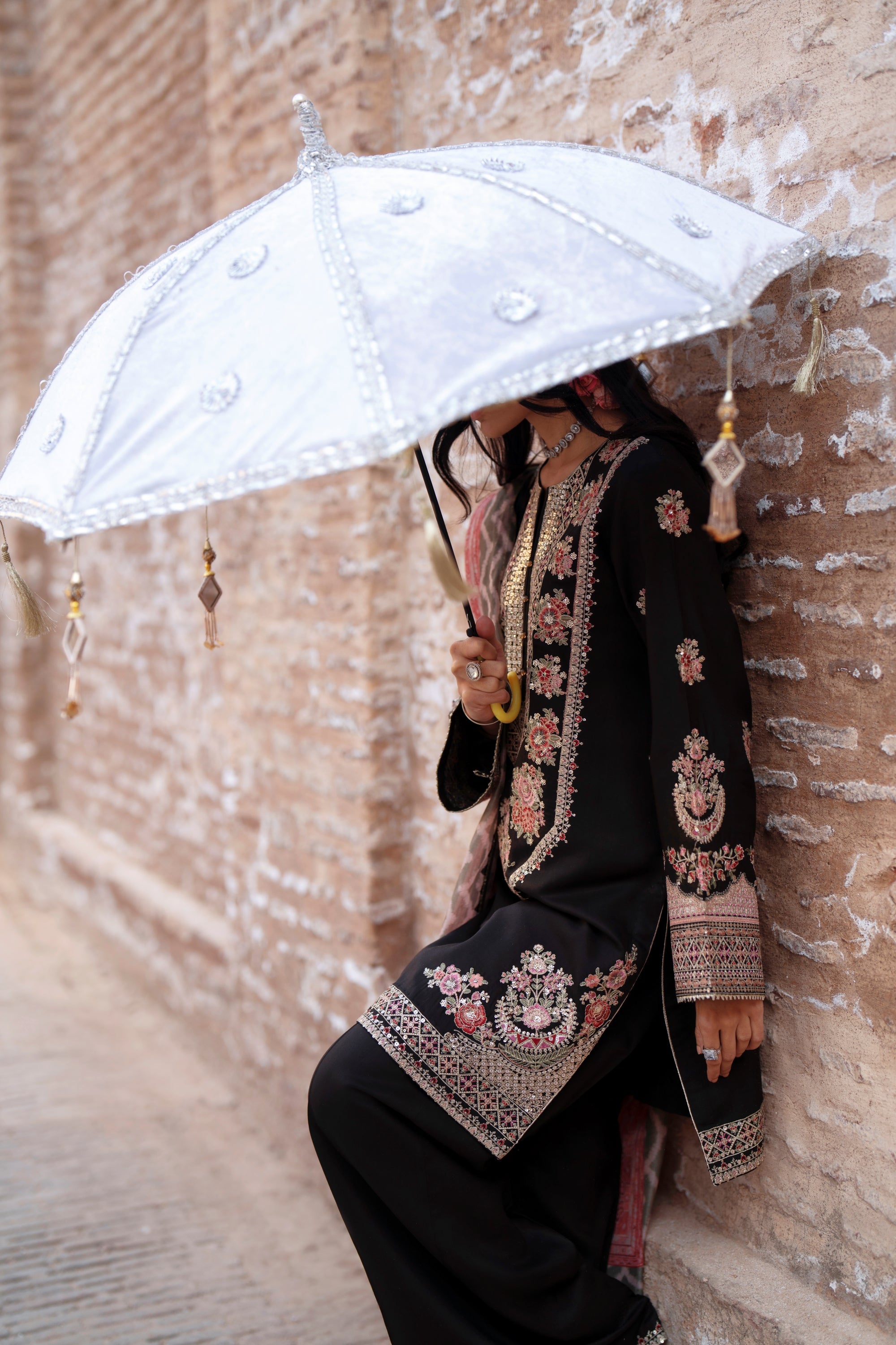 Casual Lite Festive Gulkaar CAS13