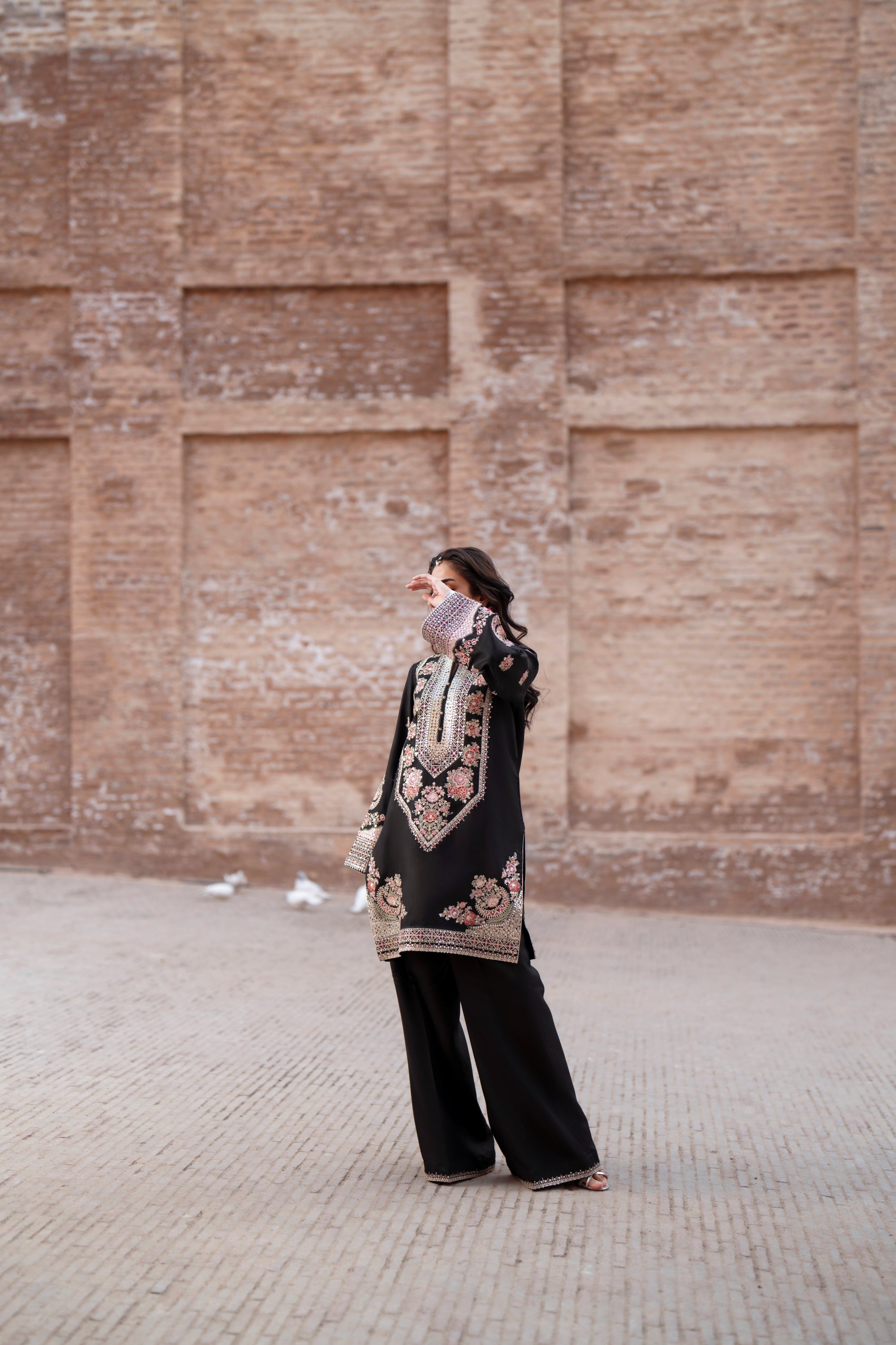 Casual Lite Festive Gulkaar CAS13