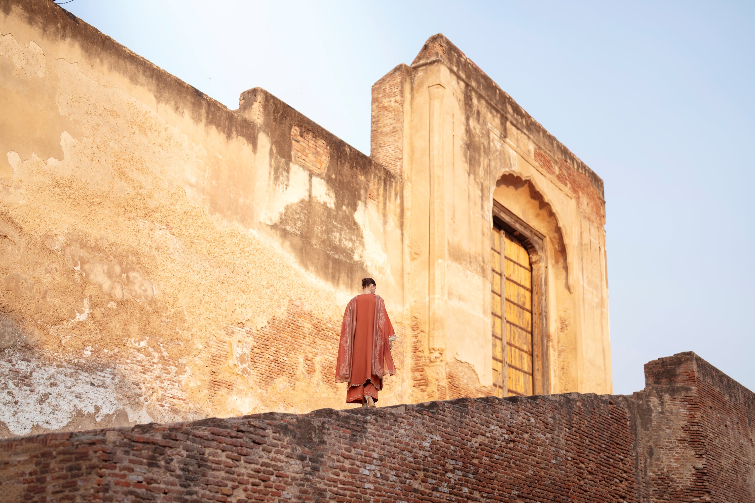 Casual Lite Festive Mehrunisa CAS14