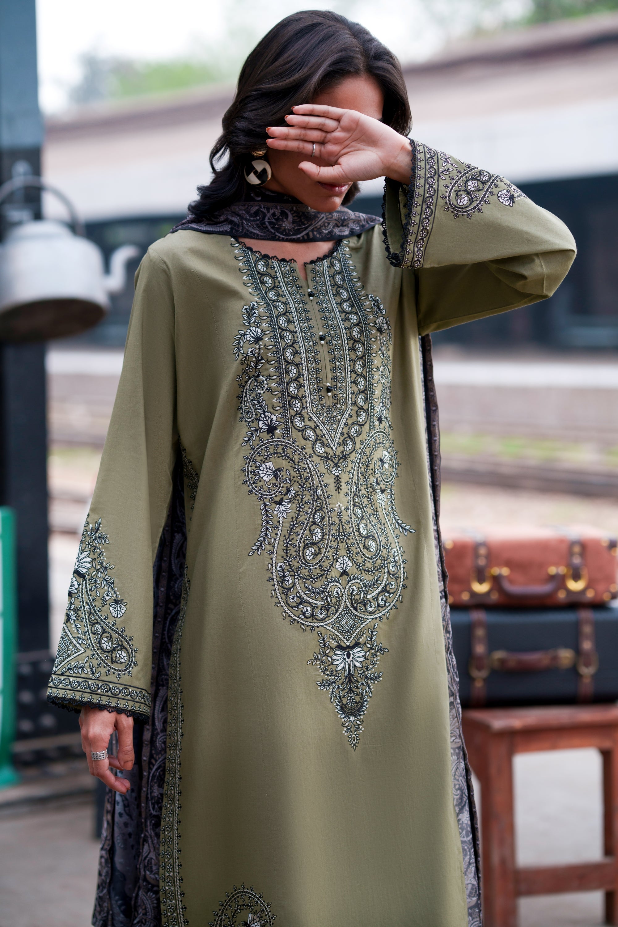 Casual Lite Festive Suit Sadhbh Sage CAS38