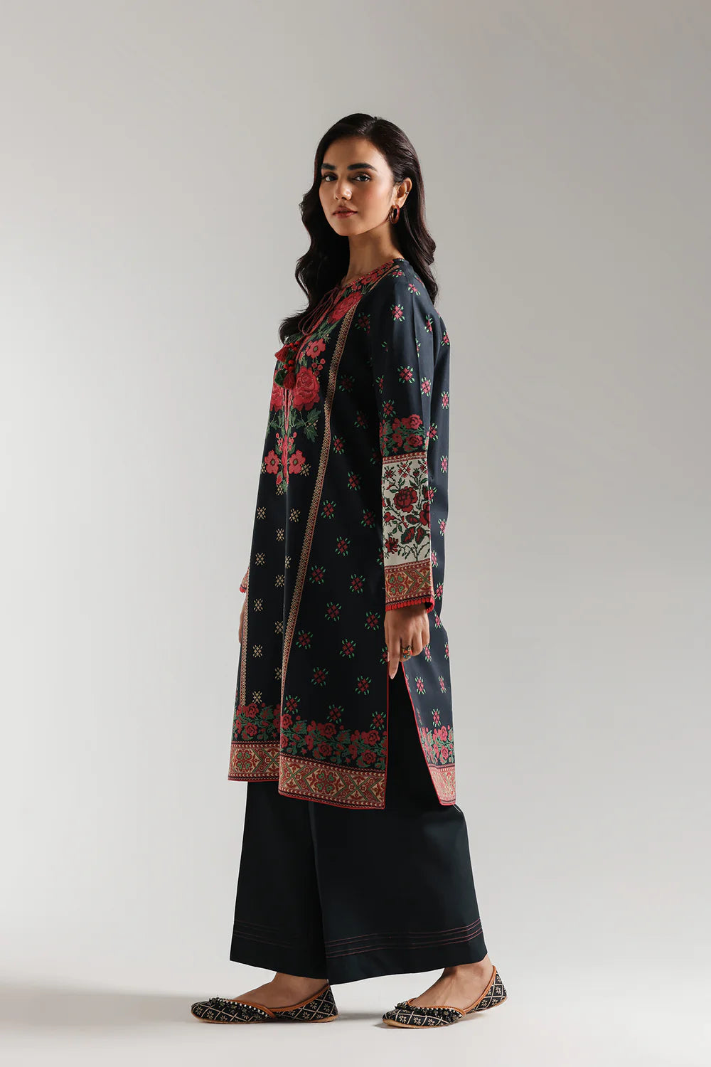 Ethnic Embroidered Lawn 3 Piece Suit ETH70