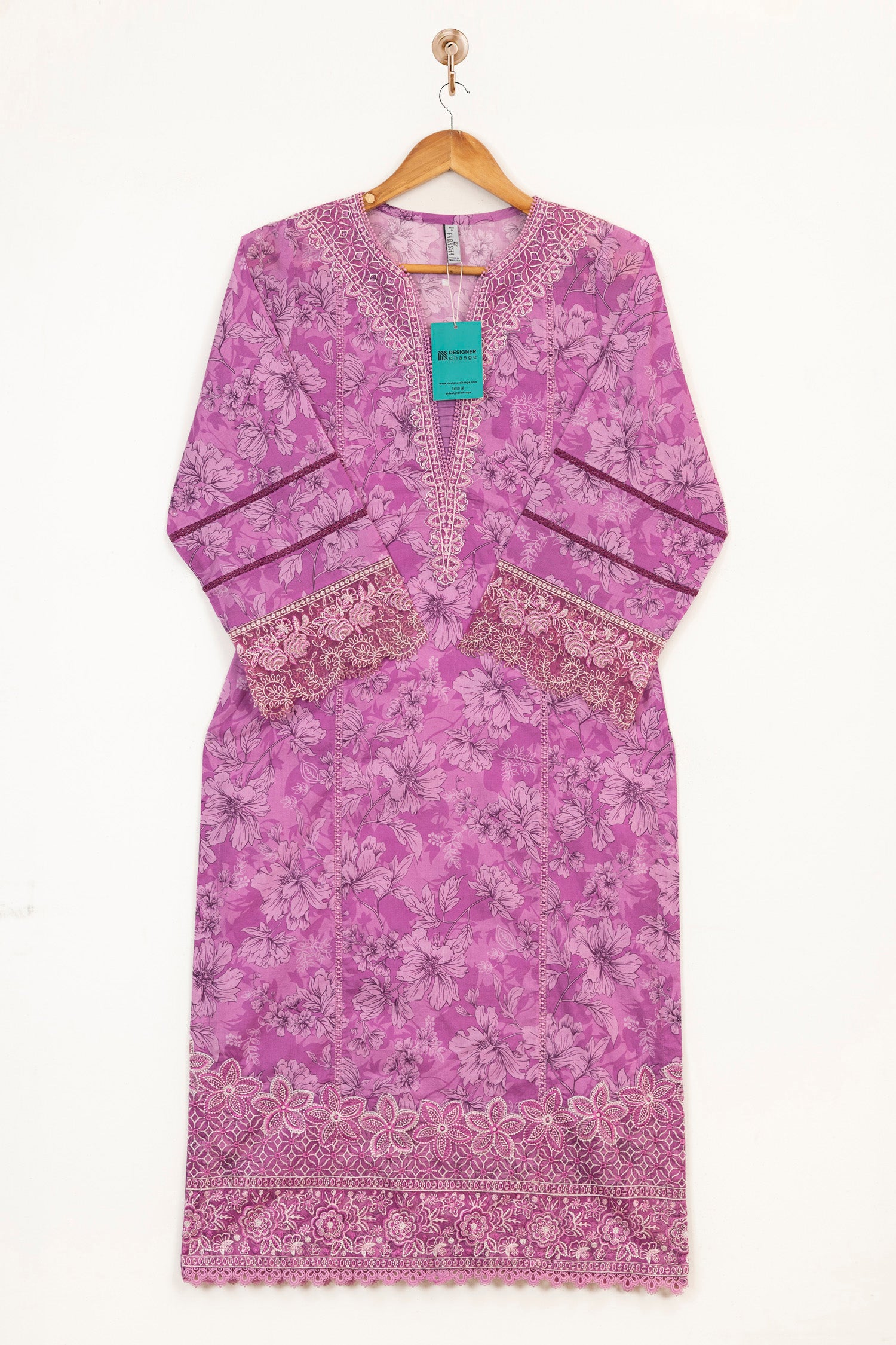 Farasha Embroidered Lawn 3 Piece Suit FAR19