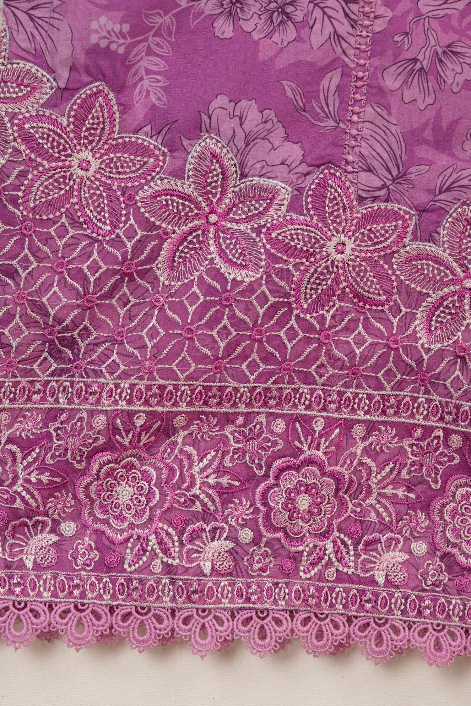 Farasha Embroidered Lawn 3 Piece Suit FAR19