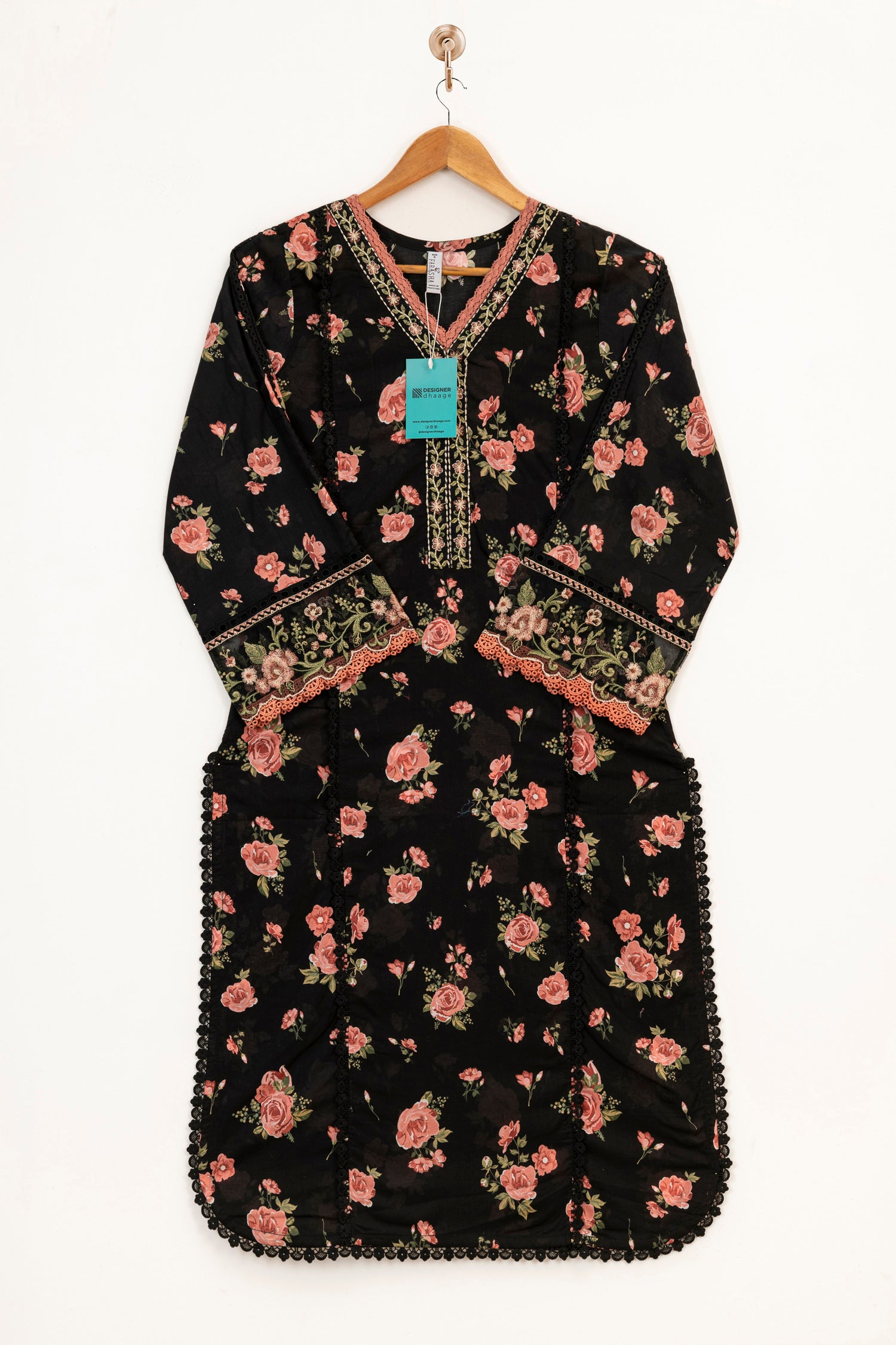 Farasha Lawn Black Scarlet 4 Piece Suit FAR09