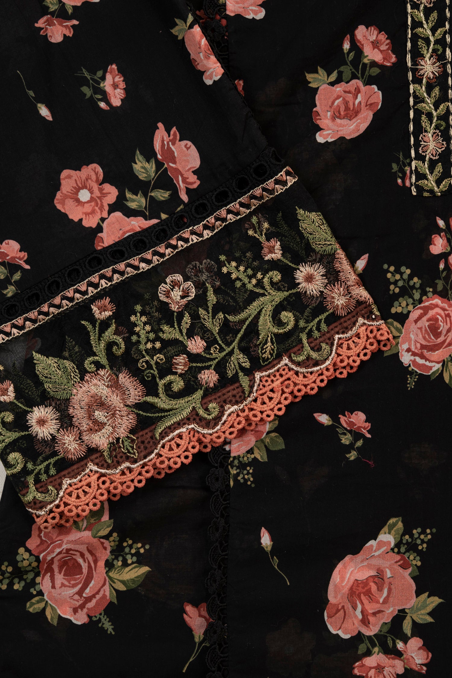 Farasha Lawn Black Scarlet 4 Piece Suit FAR09