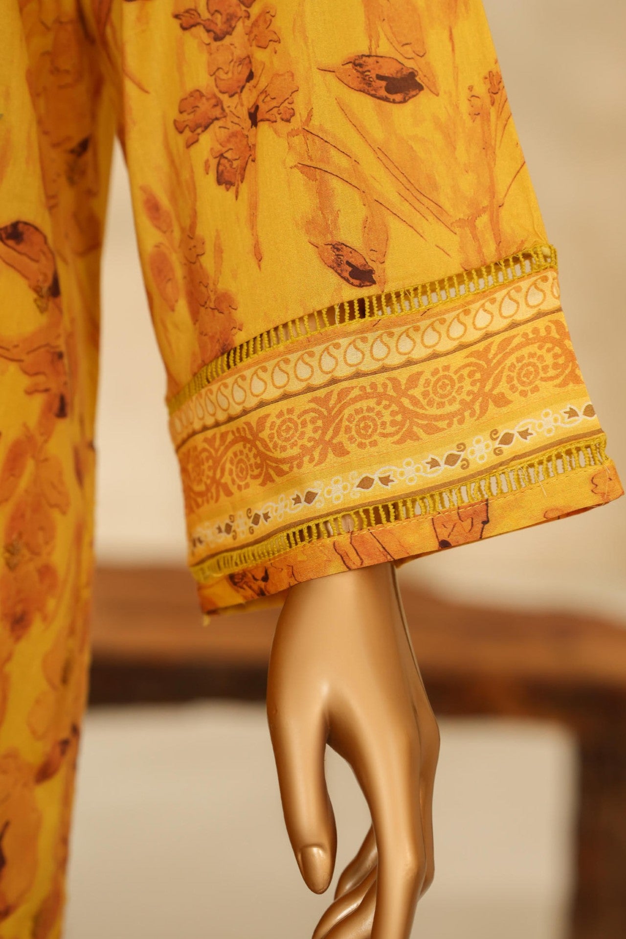 HZ Textiles Chikankari Lawn 3 Piece Suit HZT05