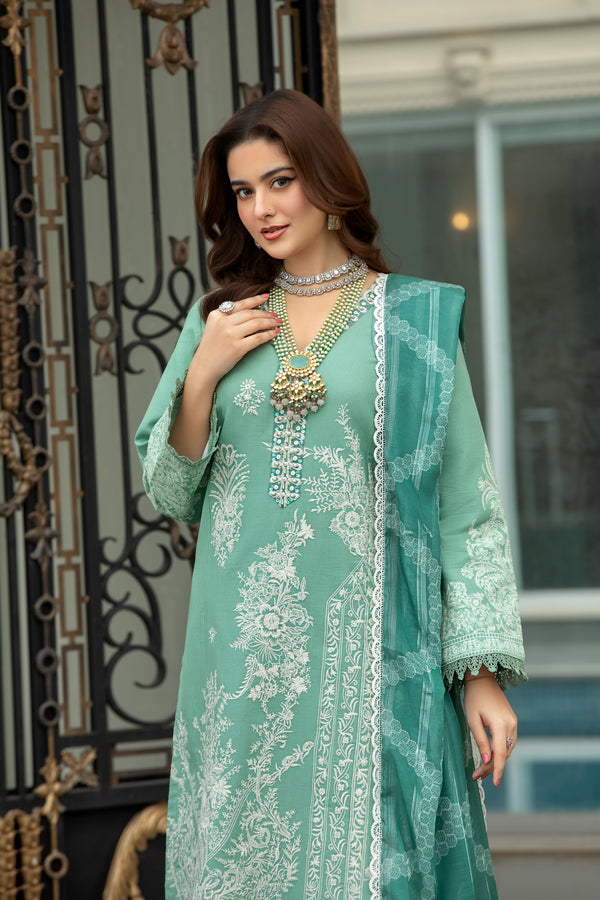 Heeras Embroidered Cambric 3 Piece Suit HEE08
