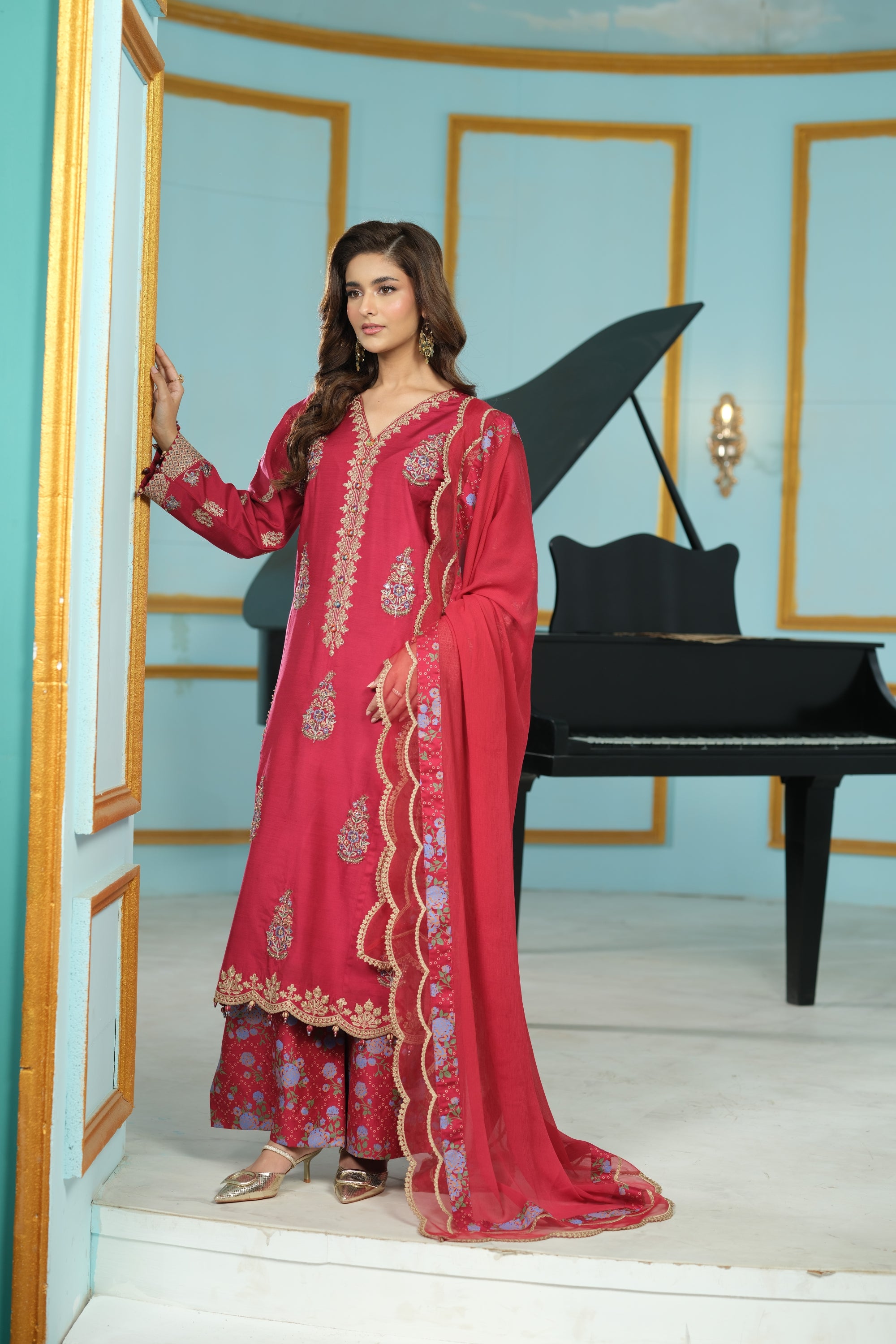 Heeras Embroidered Viscose 3 Piece Suit HEE75