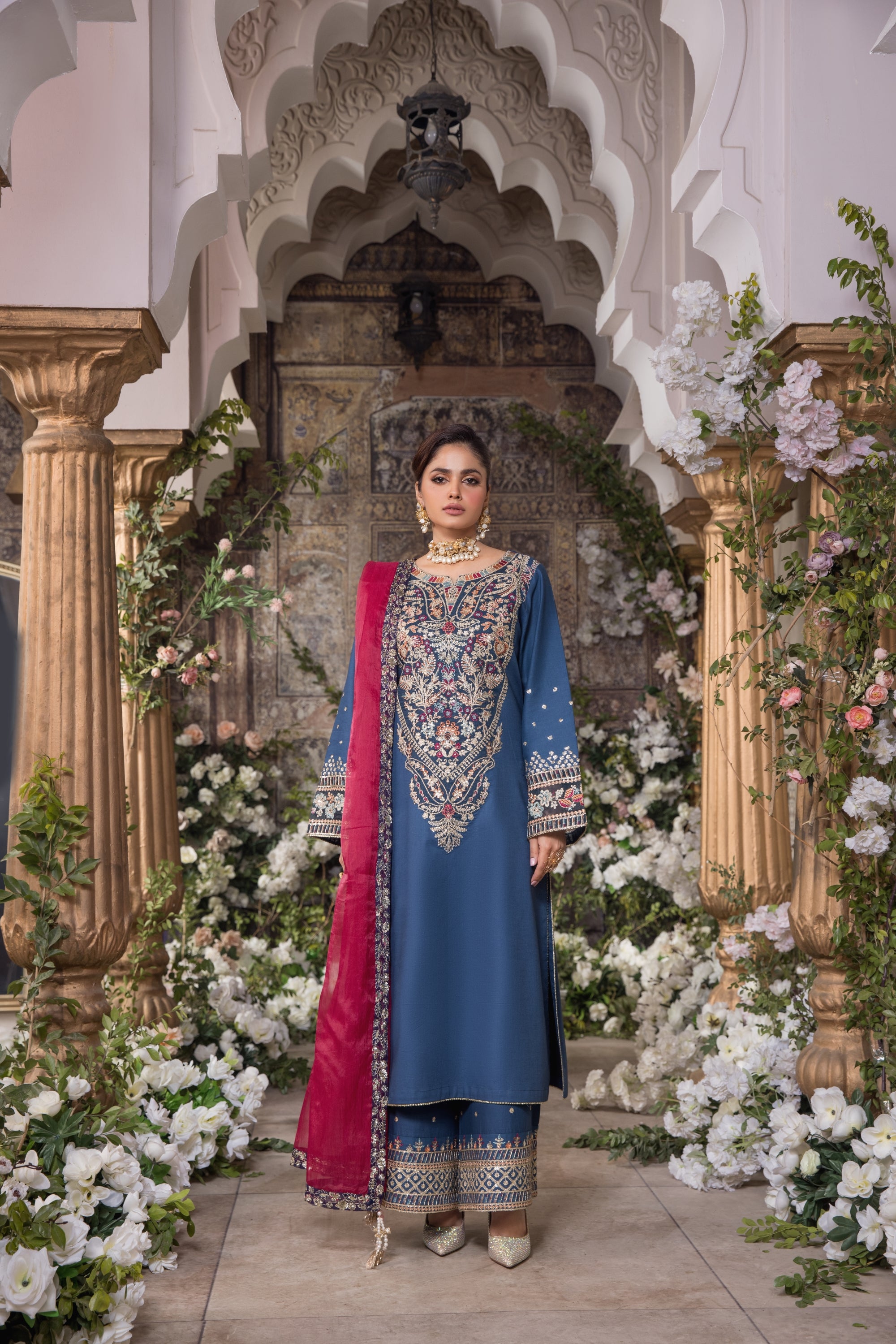 Heeras Embroidered Cambric 3 Piece Suit HEE11