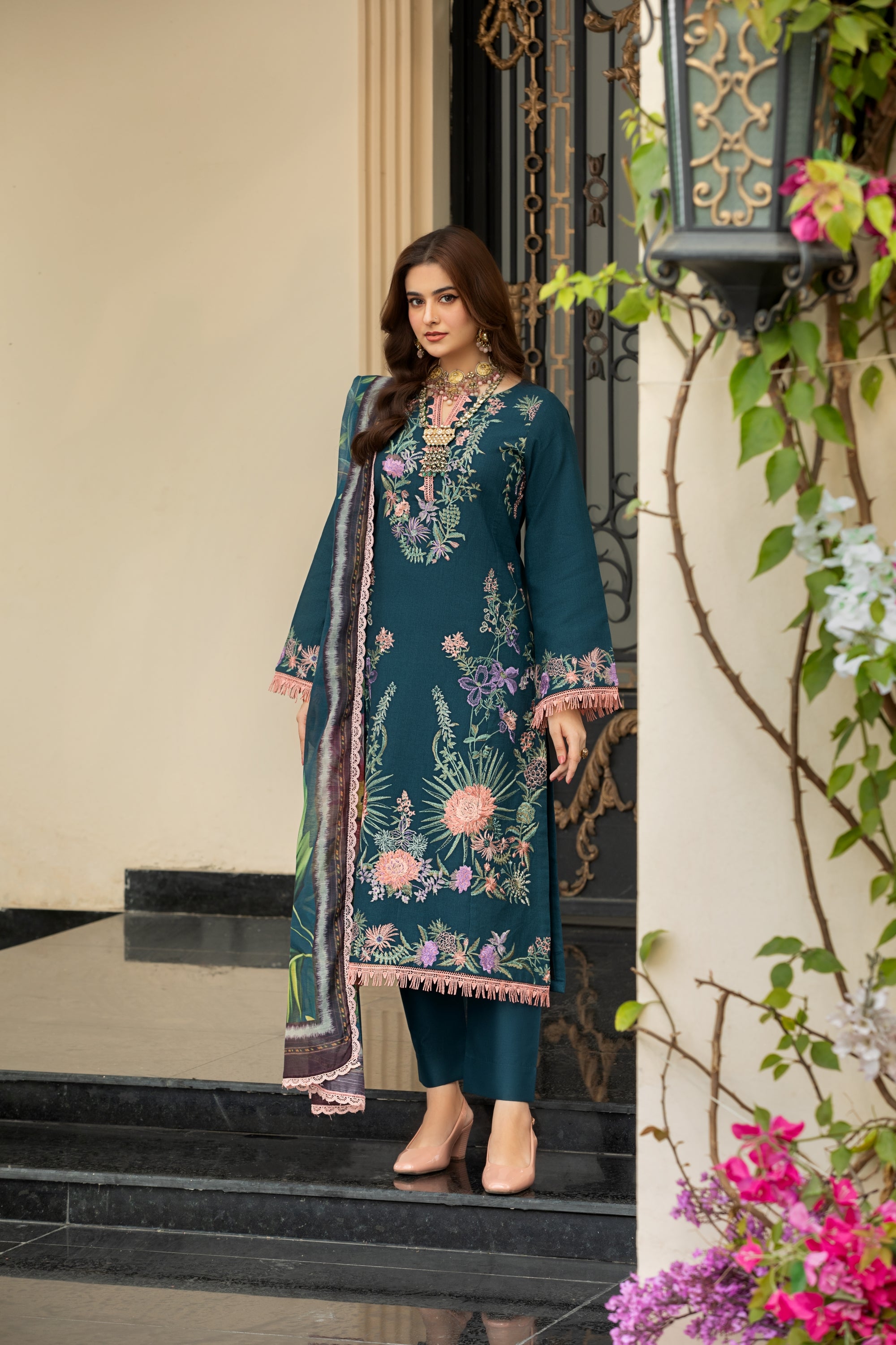 Heeras Embroidered Cambric 3 Piece Suit HEE13