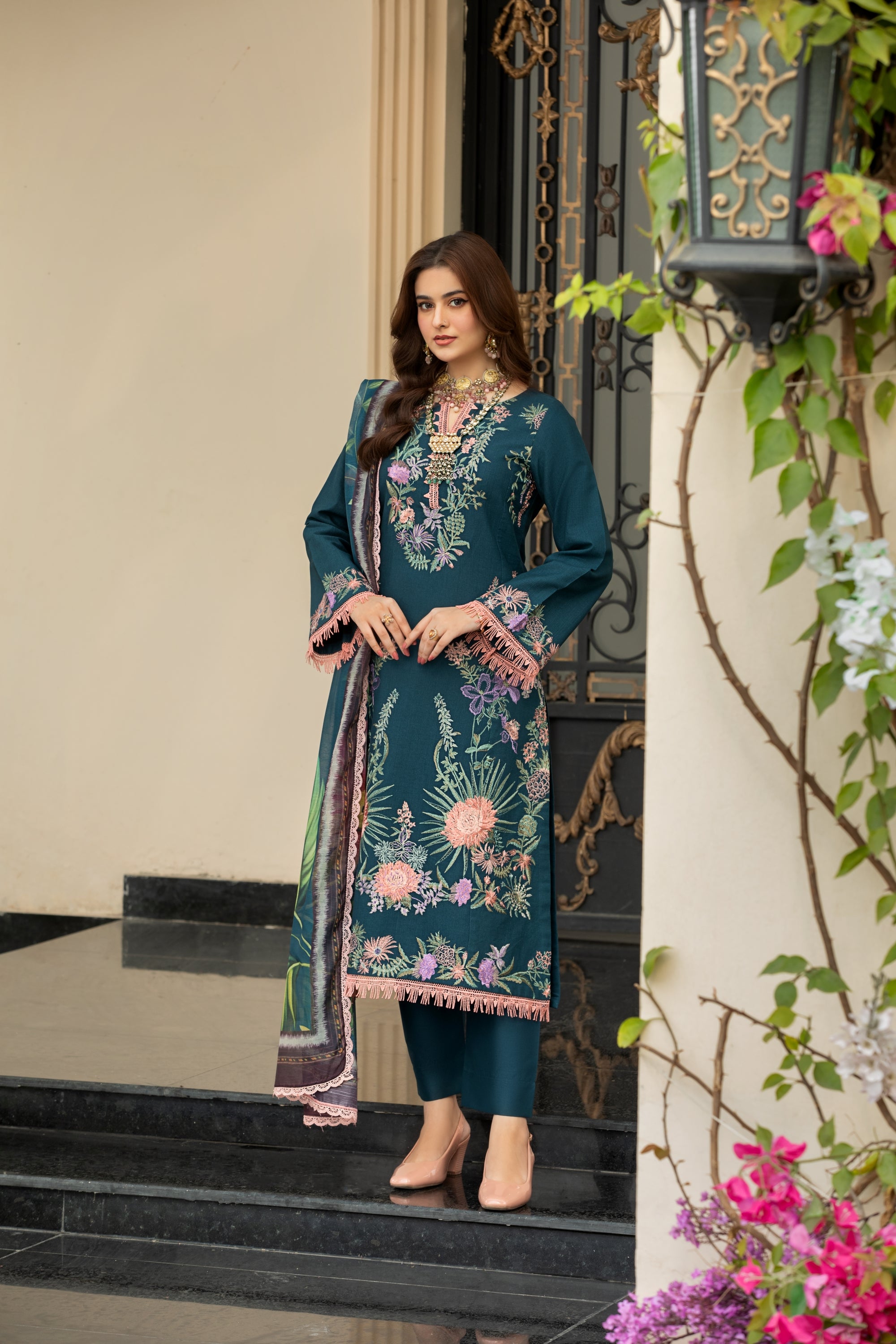 Heeras Embroidered Cambric 3 Piece Suit HEE13