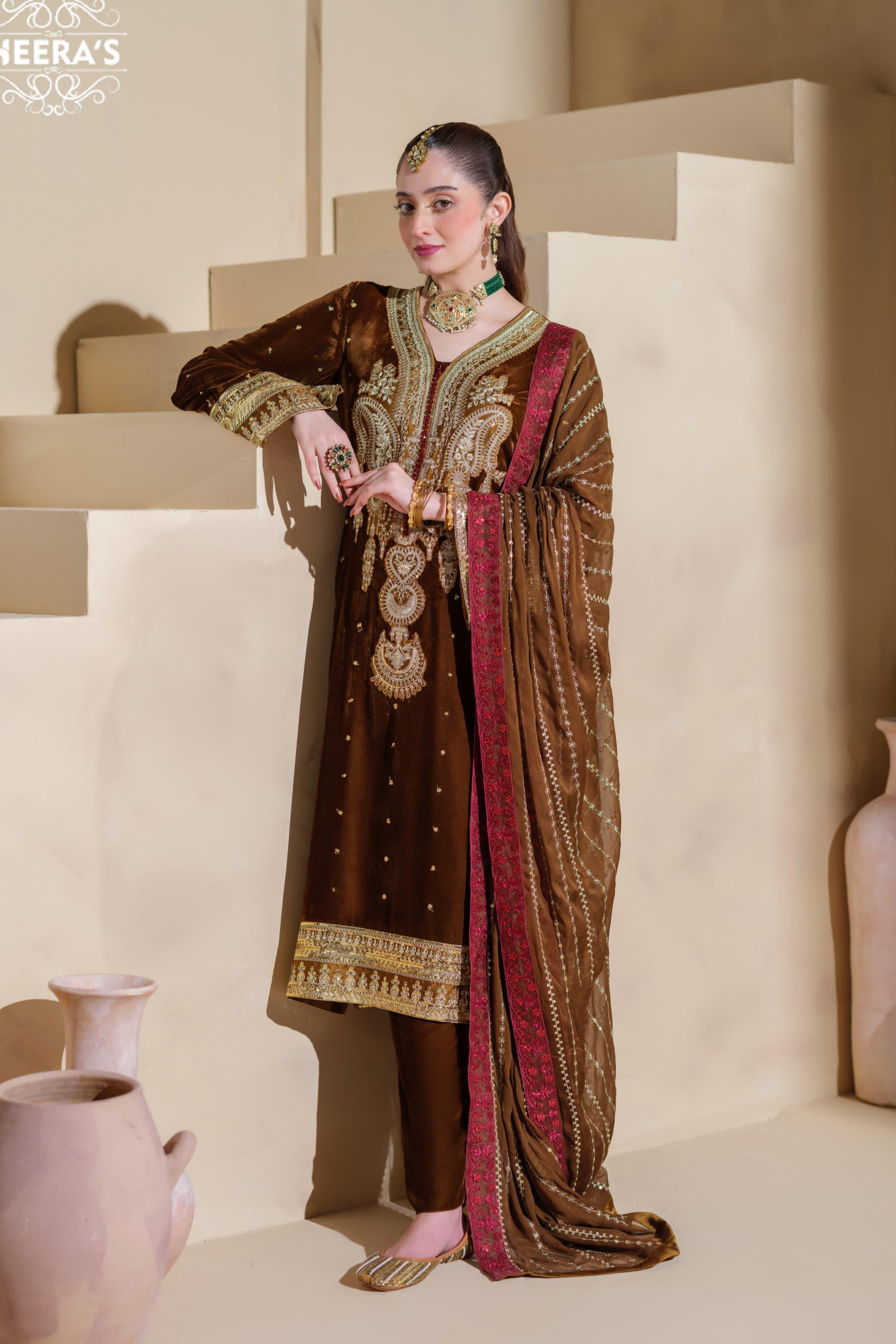 Heeras Embroidered Velvet 3 Piece Suit HEE65