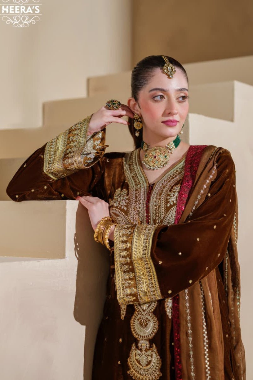 Heeras Embroidered Velvet 3 Piece Suit HEE65