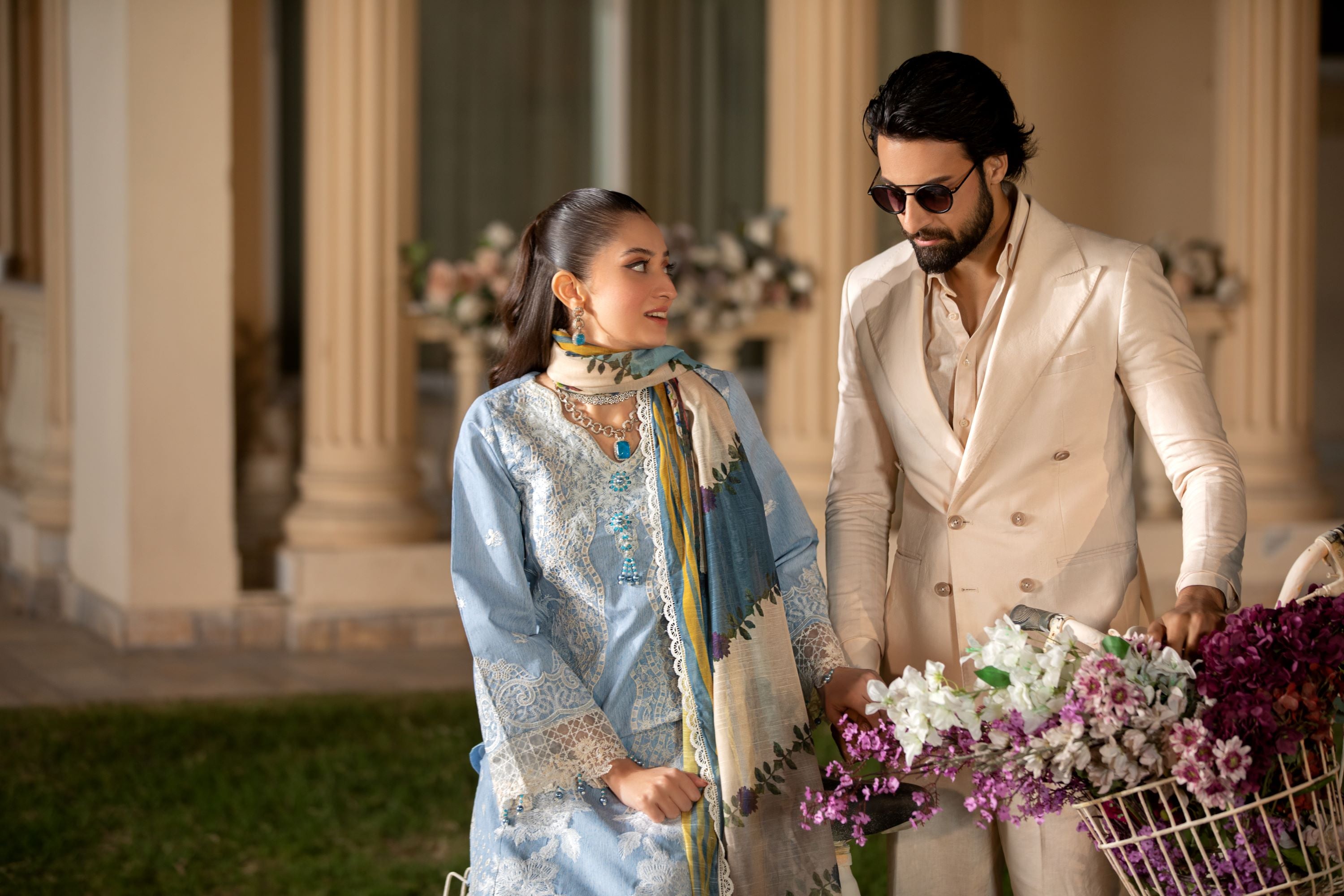 Heeras Embroidered Cambric 3 Piece Suit HEE05