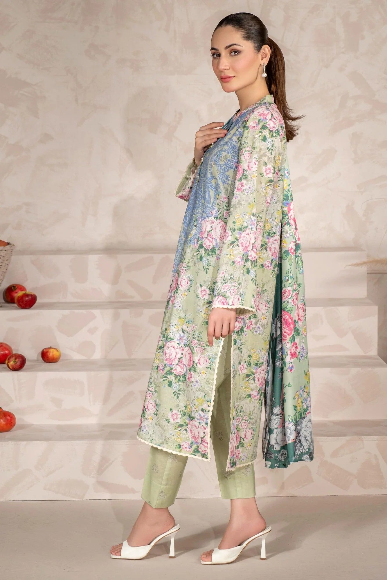 Limelight Khaddar 3 Piece Suit LIM418
