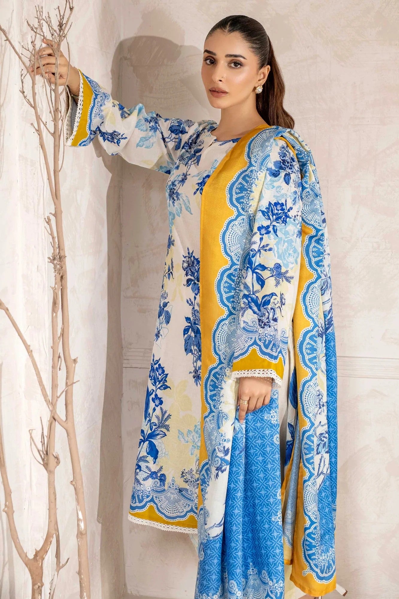 Limelight Khaddar 3 Piece Suit LIM421
