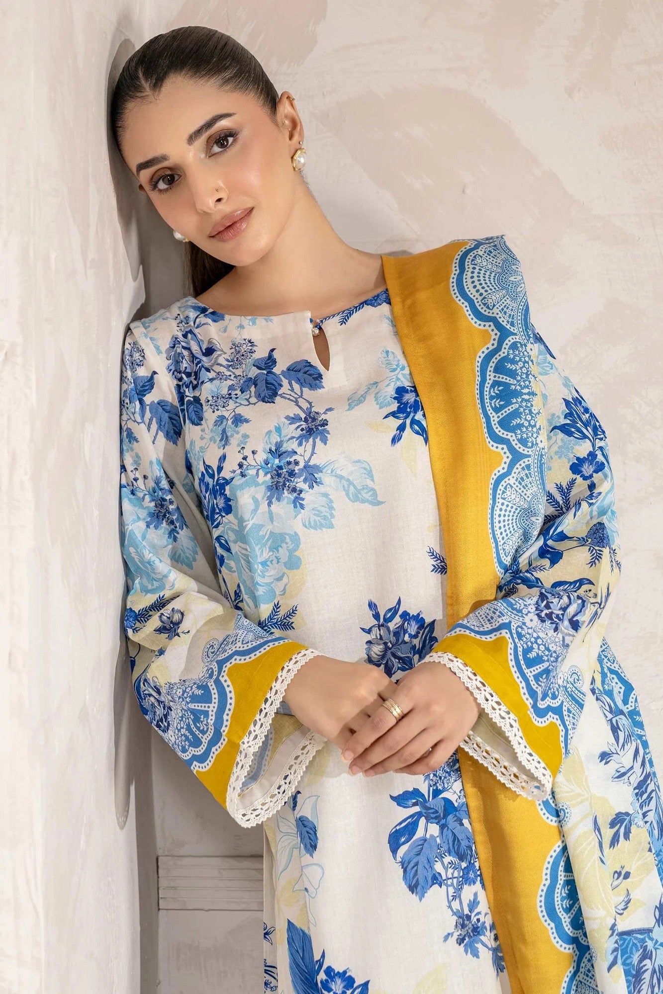 Limelight Khaddar 3 Piece Suit LIM421