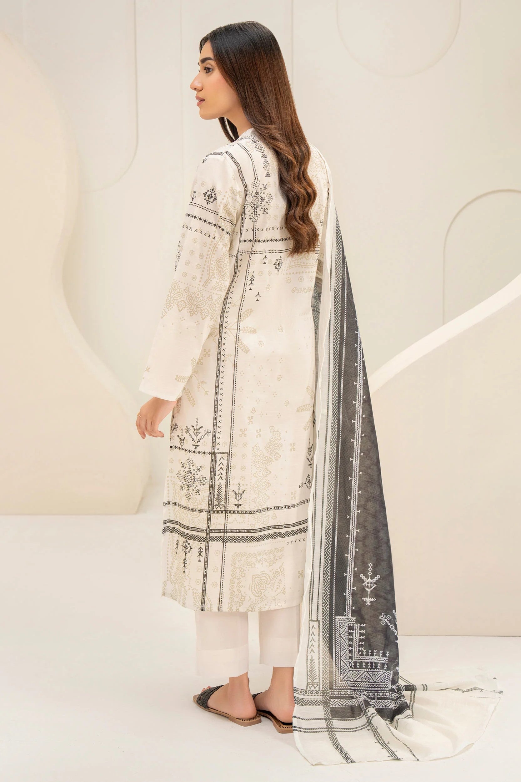 Limelight Lawn 3 Piece Suit LIM377