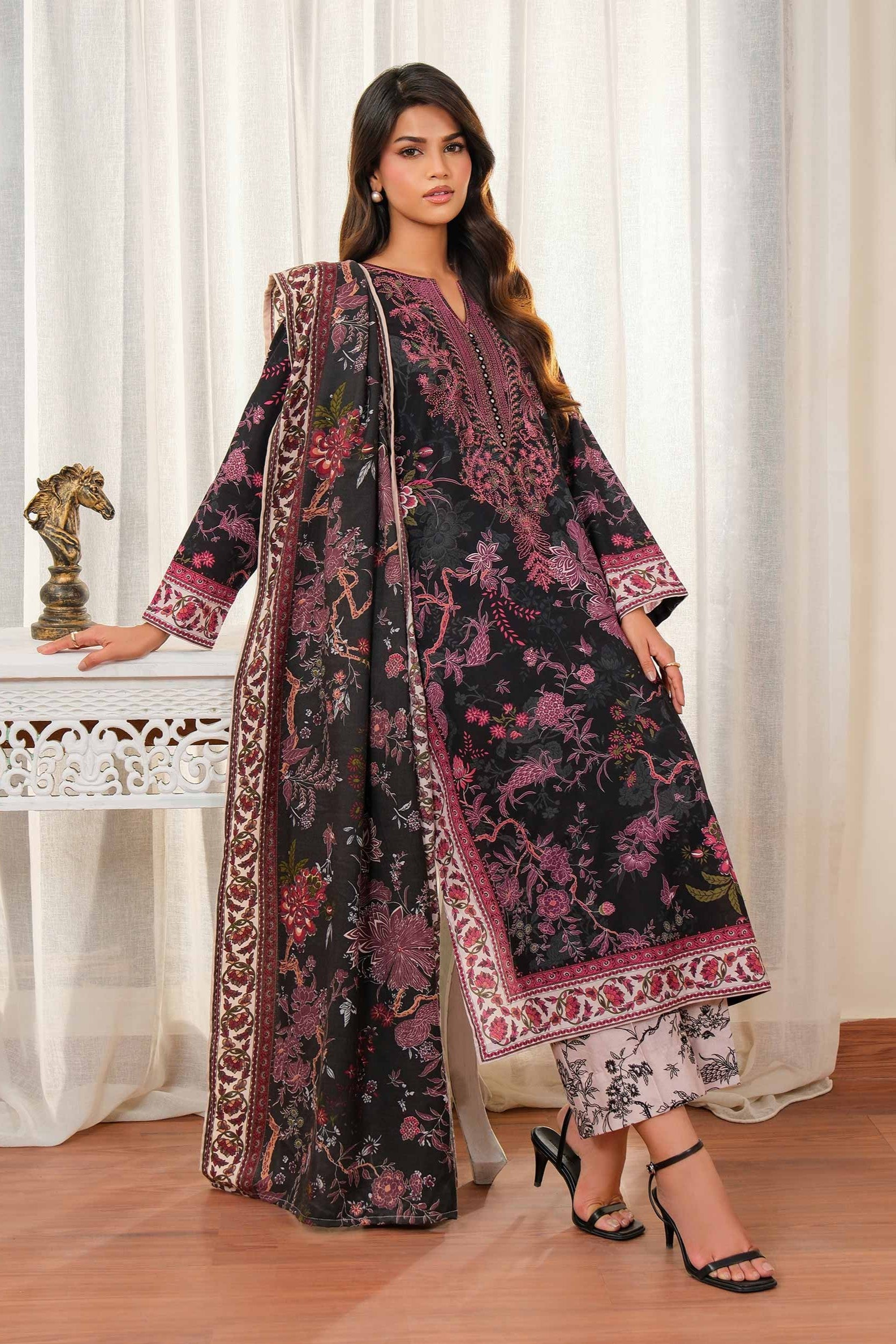 Limelight Khaddar 3 Piece Suit LIM424