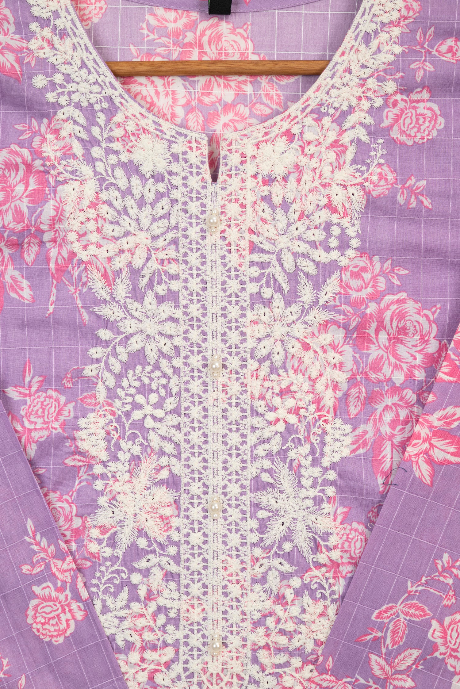 Limelight Embroidered Lawn 3 Piece Suit LIM378