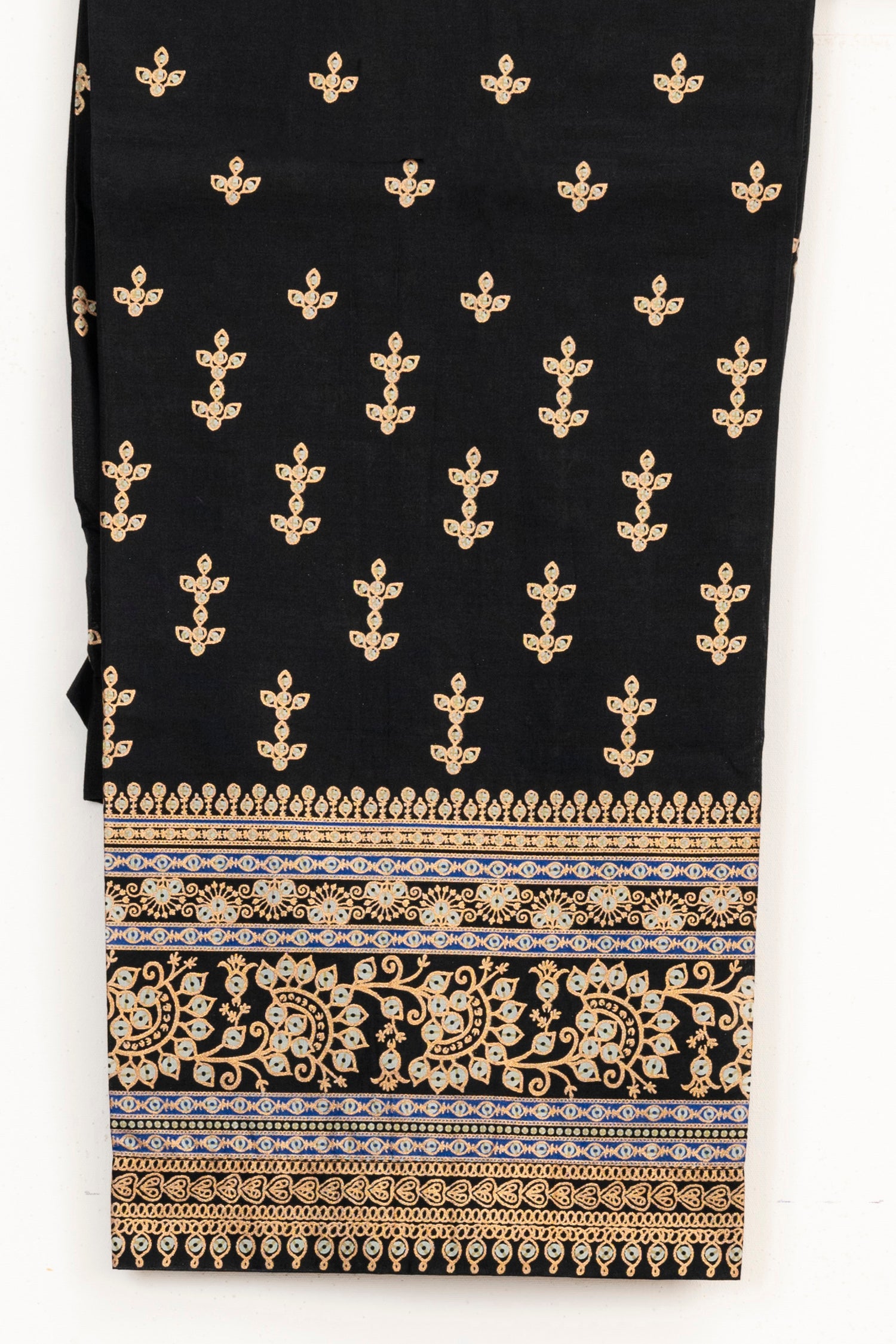 Limelight Embroidered Lawn 3 Piece Suit LIM375