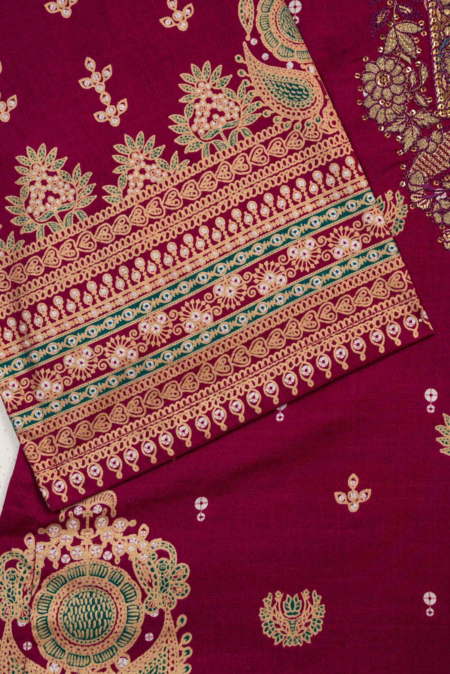 Limelight Embroidered Lawn 3 Piece Suit LIM374