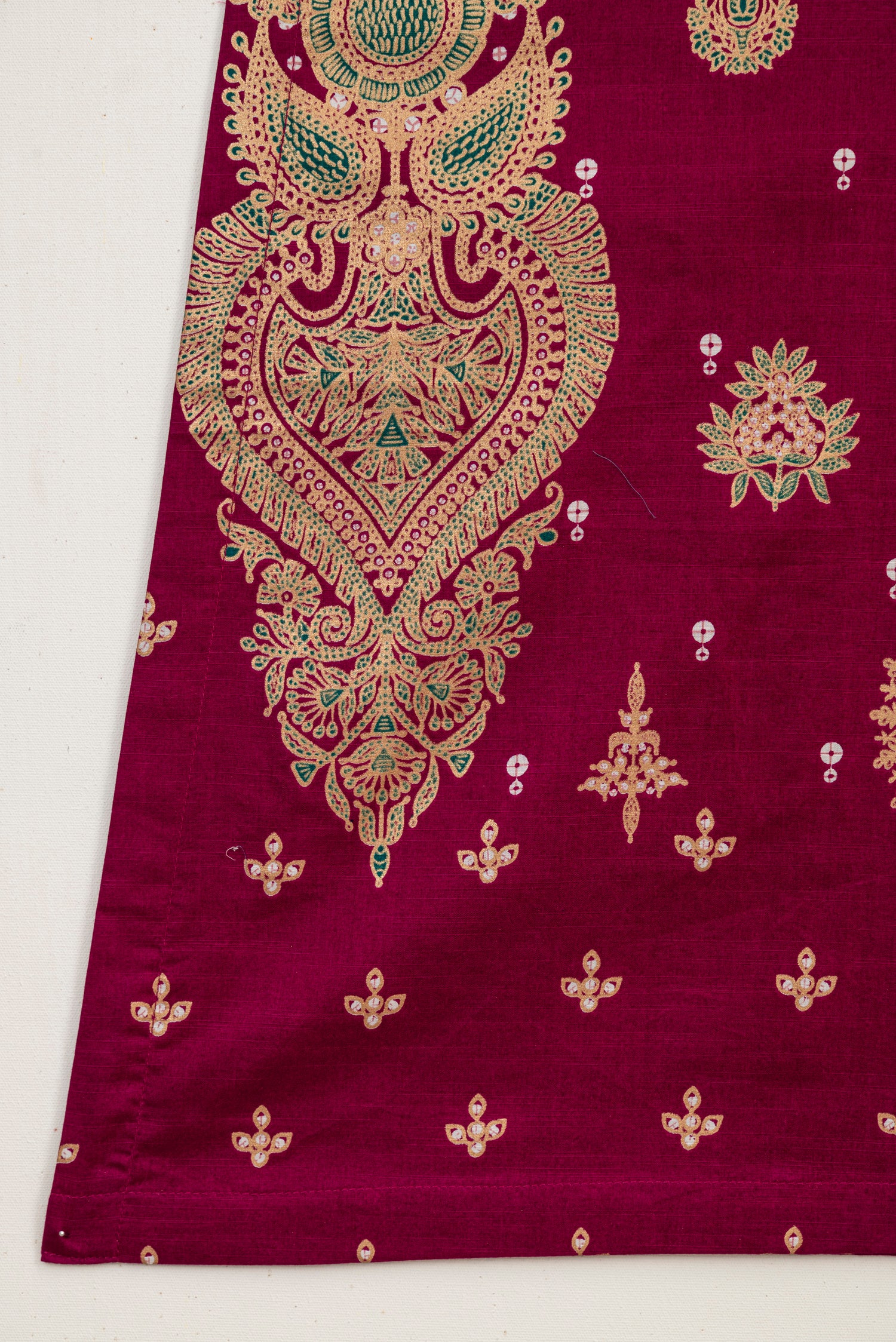 Limelight Embroidered Lawn 3 Piece Suit LIM374