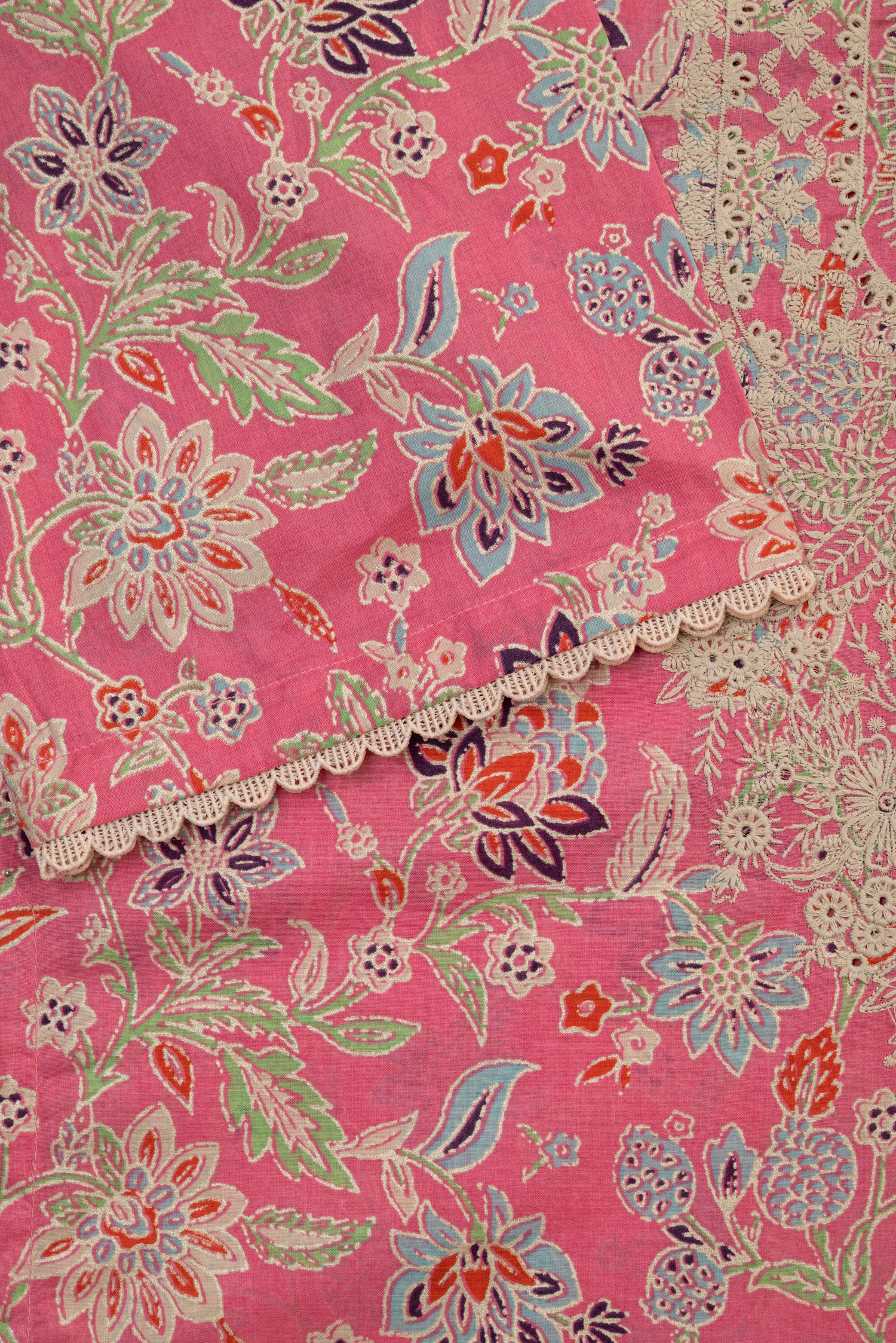 Limelight Embroidered Lawn 3 Piece Suit LIM379