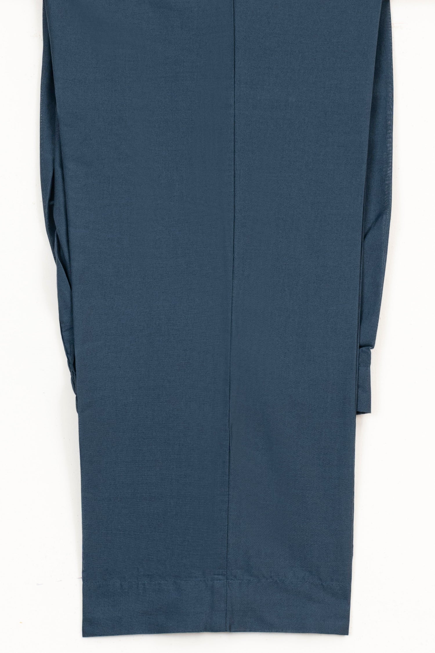 Limelight Embroidered Lawn 3 Piece Suit LIM389