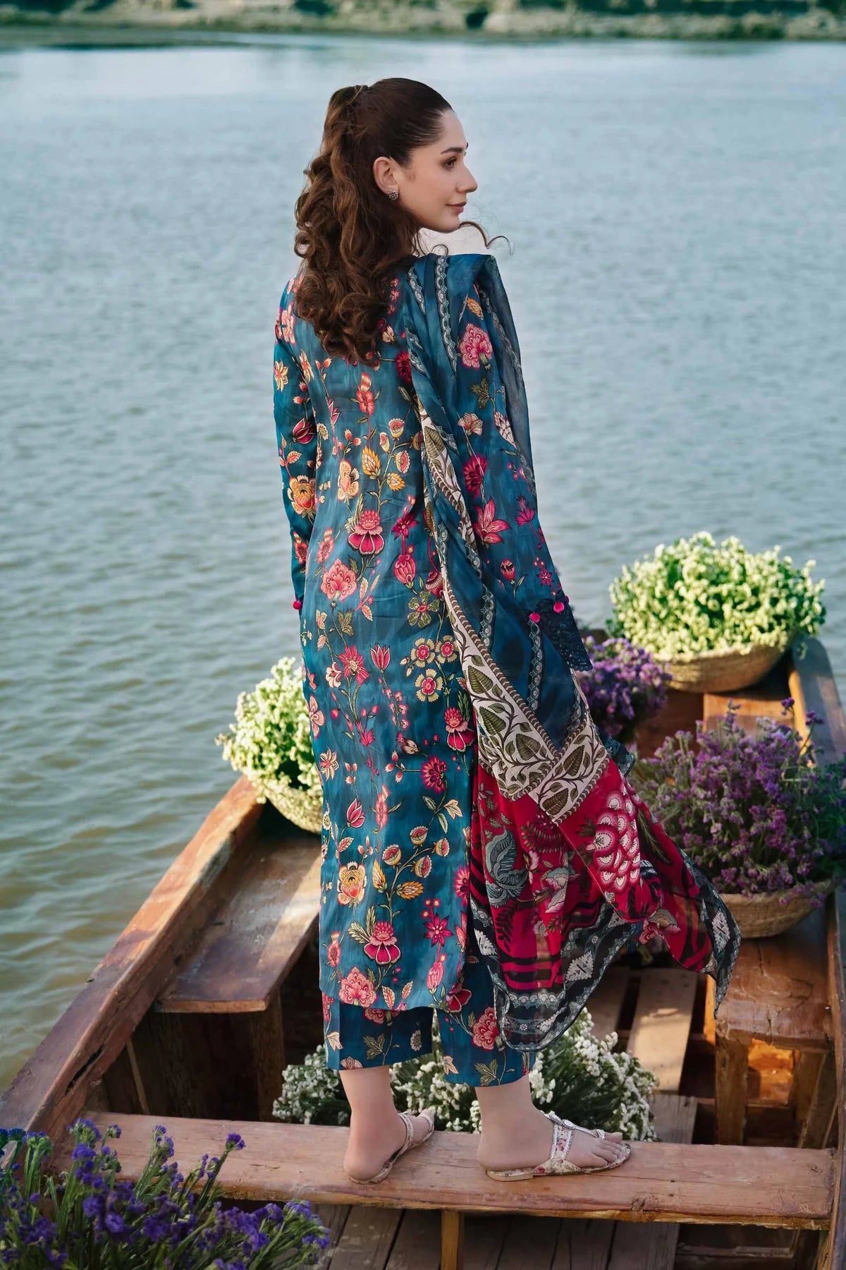 Maria B Lawn 3 Piece Suit MAR157