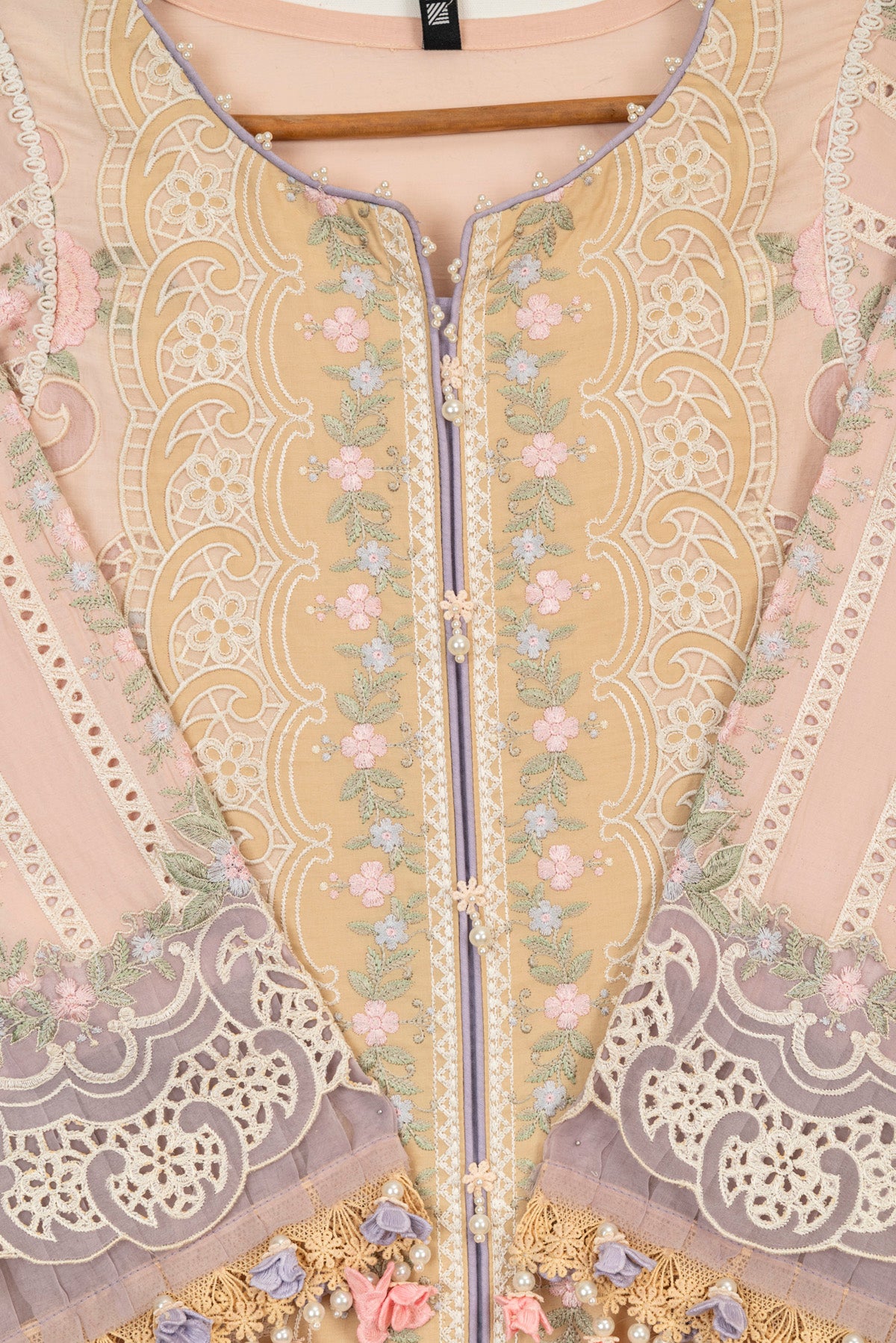 Maria B Luxury Lawn 3 Piece Suit 47