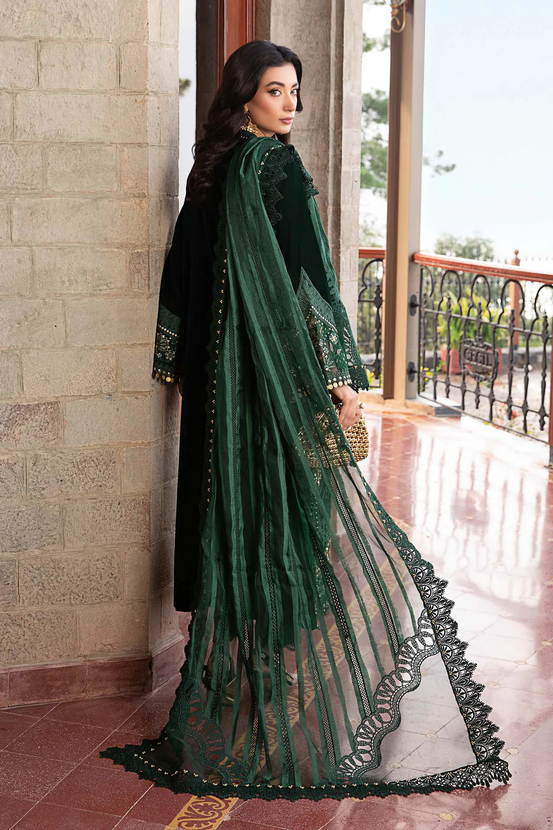 Maria B Luxury Velvet 3 Piece Suit MAR183