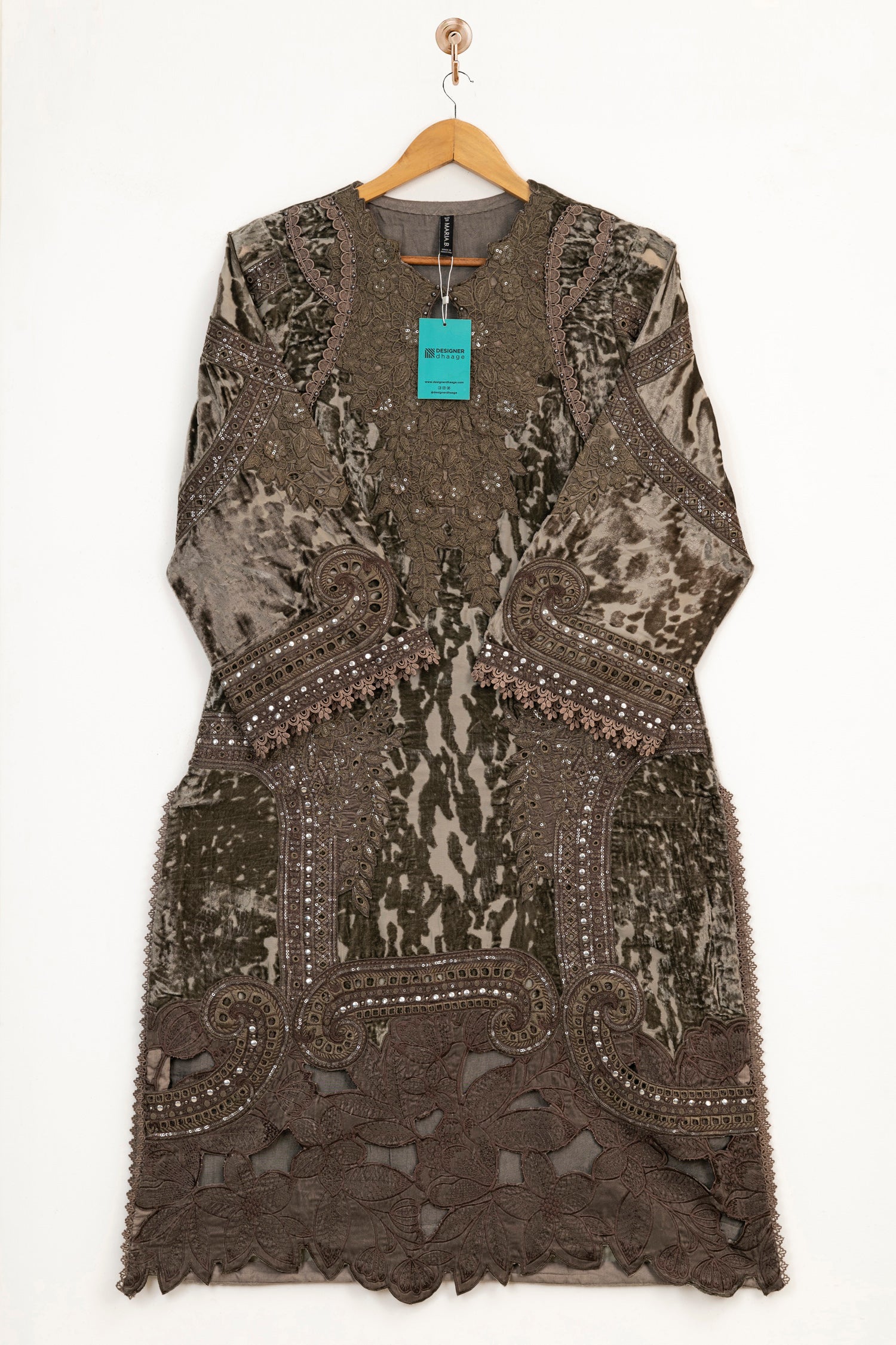 Maria B Luxury Velvet 3 Piece Suit MAR184