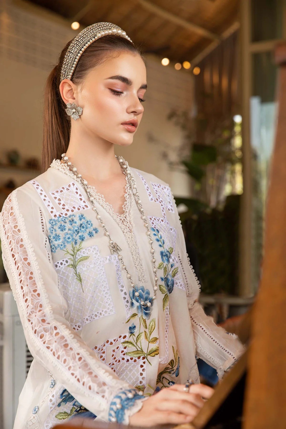Maria B M Prints 1A Embroidered Lawn 3 Piece Suit MAR193