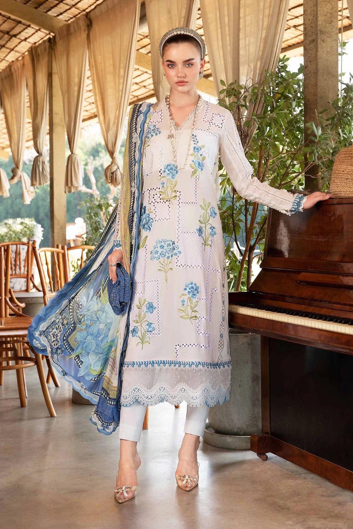 Maria B M Prints 1A Embroidered Lawn 3 Piece Suit MAR193