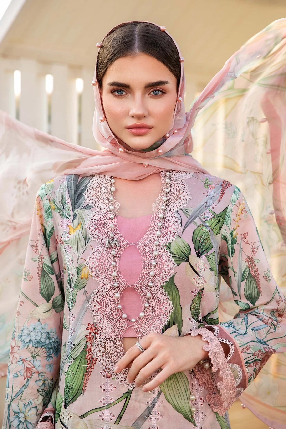 Maria B M Prints 2A Embroidered Lawn 3 Piece Suit MAR195