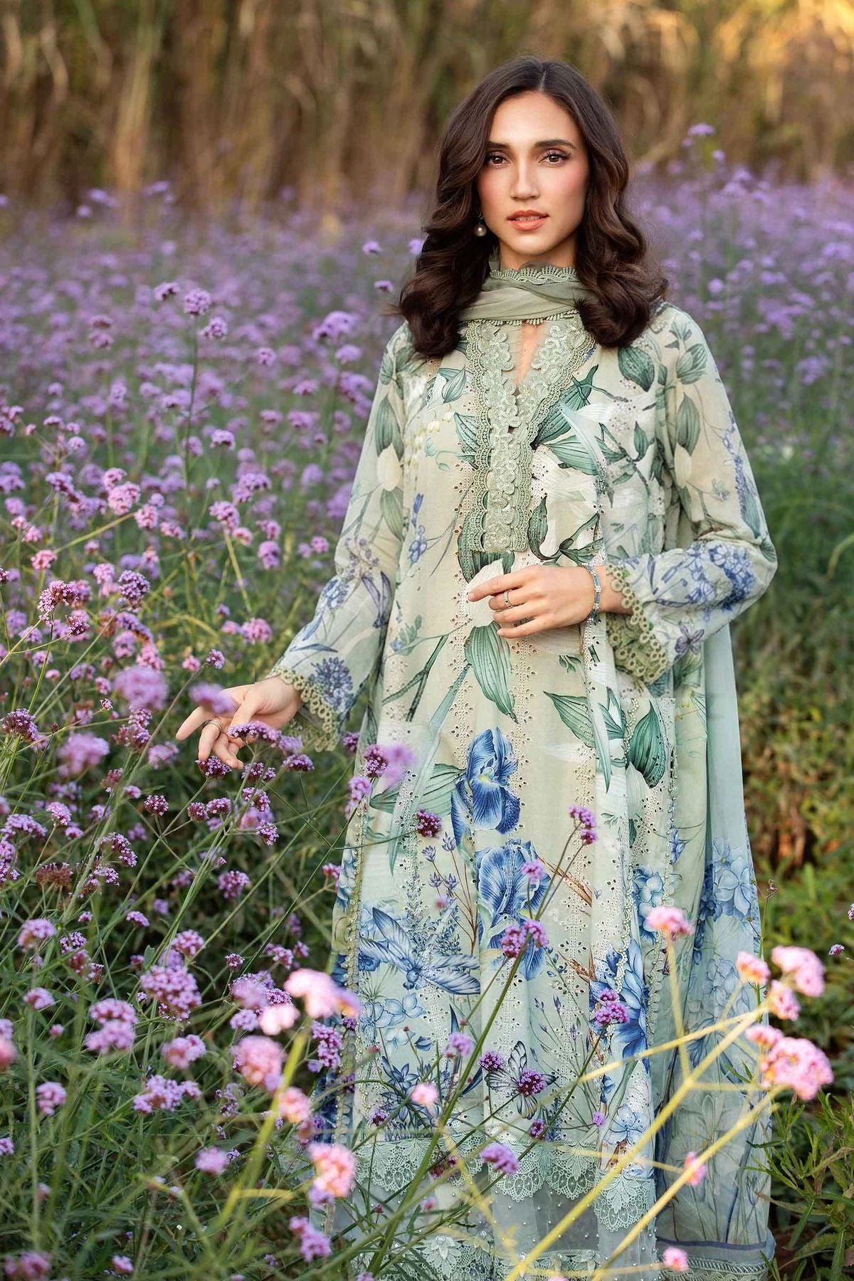 Maria B M Prints 2B Embroidered Lawn 3 Piece Suit MAR196