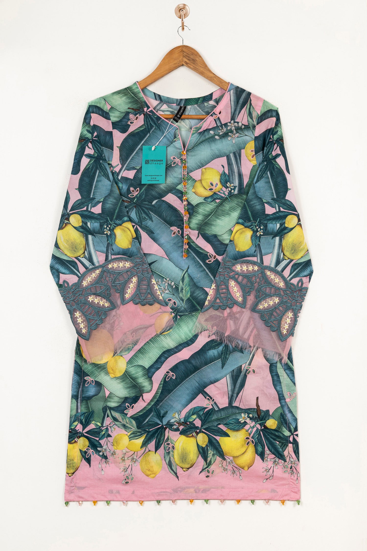 Maria B M Prints 3B Embroidered Lawn 3 Piece Suit MAR197