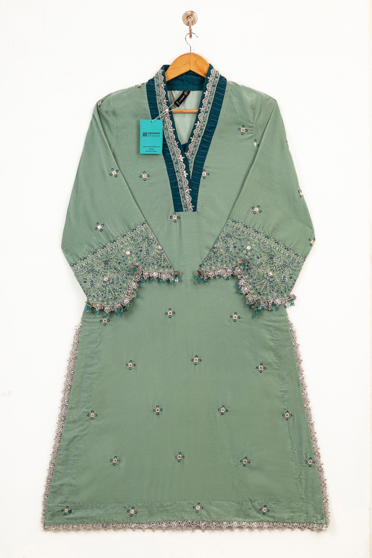 Mihrimah Embroidered Velvet 3 PIiece Suit MIH105