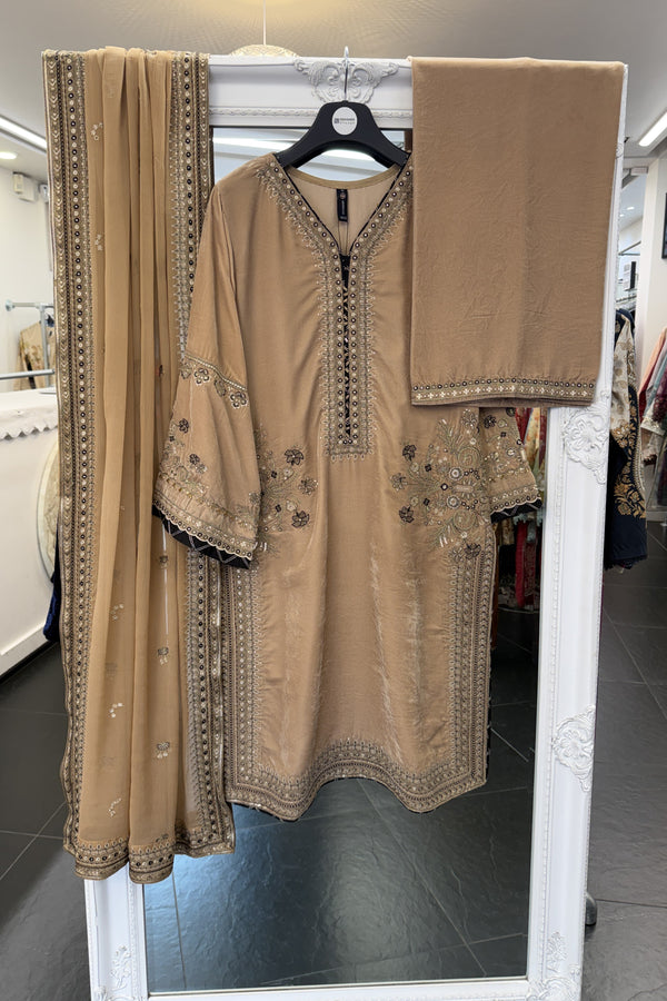 Mihrimah Embroidered Velvet Camel Brown MIH103