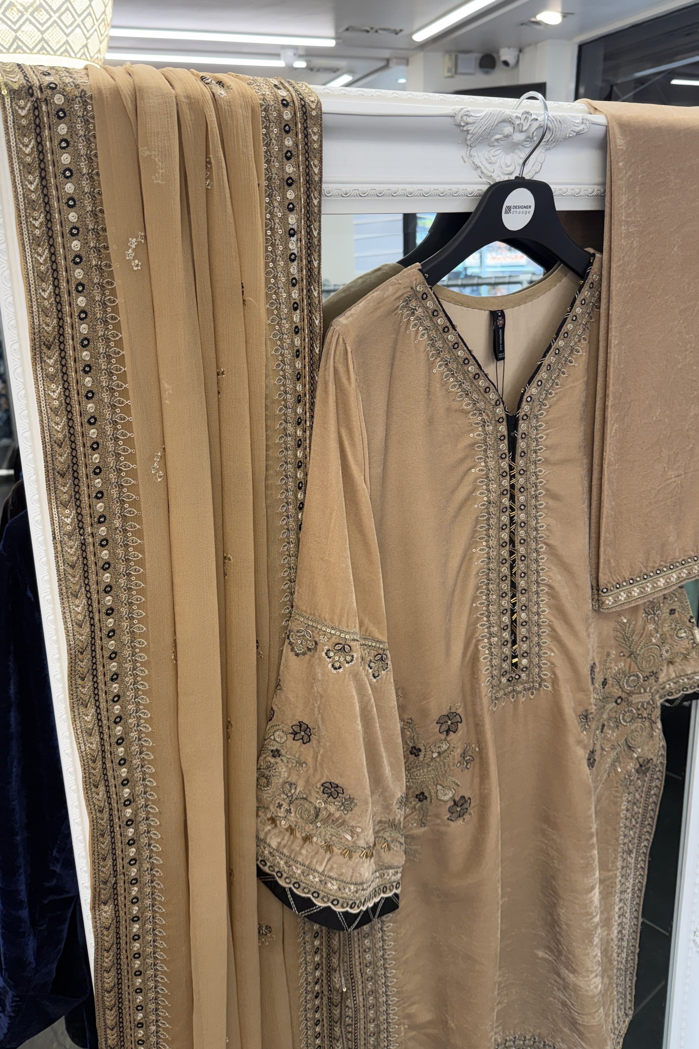 Mihrimah Embroidered Velvet Camel Brown MIH103