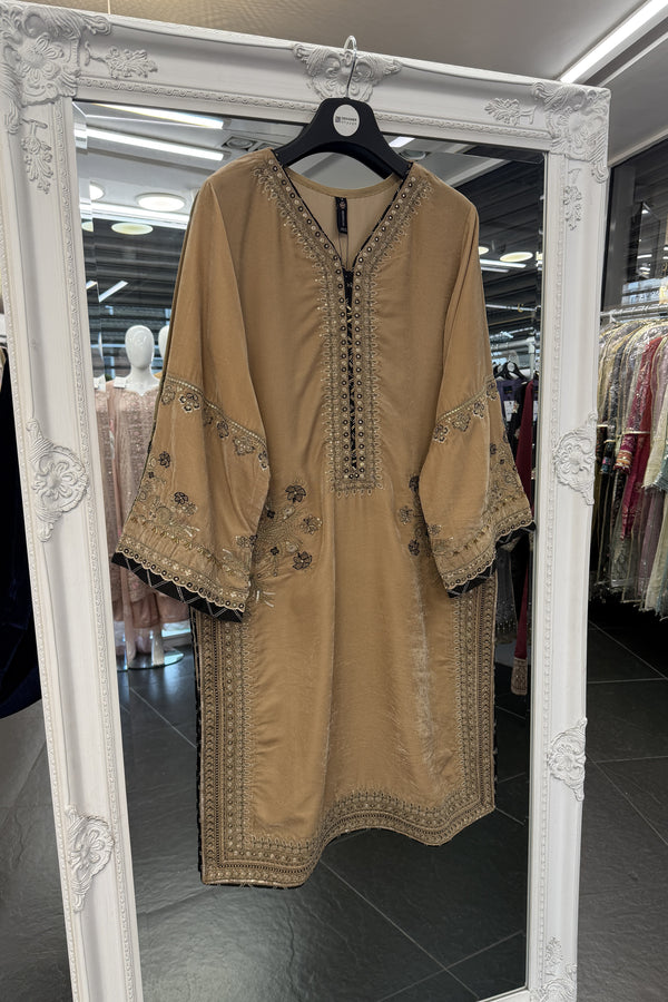 Mihrimah Embroidered Velvet Camel Brown MIH103