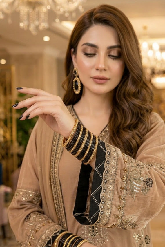Mihrimah Embroidered Velvet 3 Piece Suit MIH103