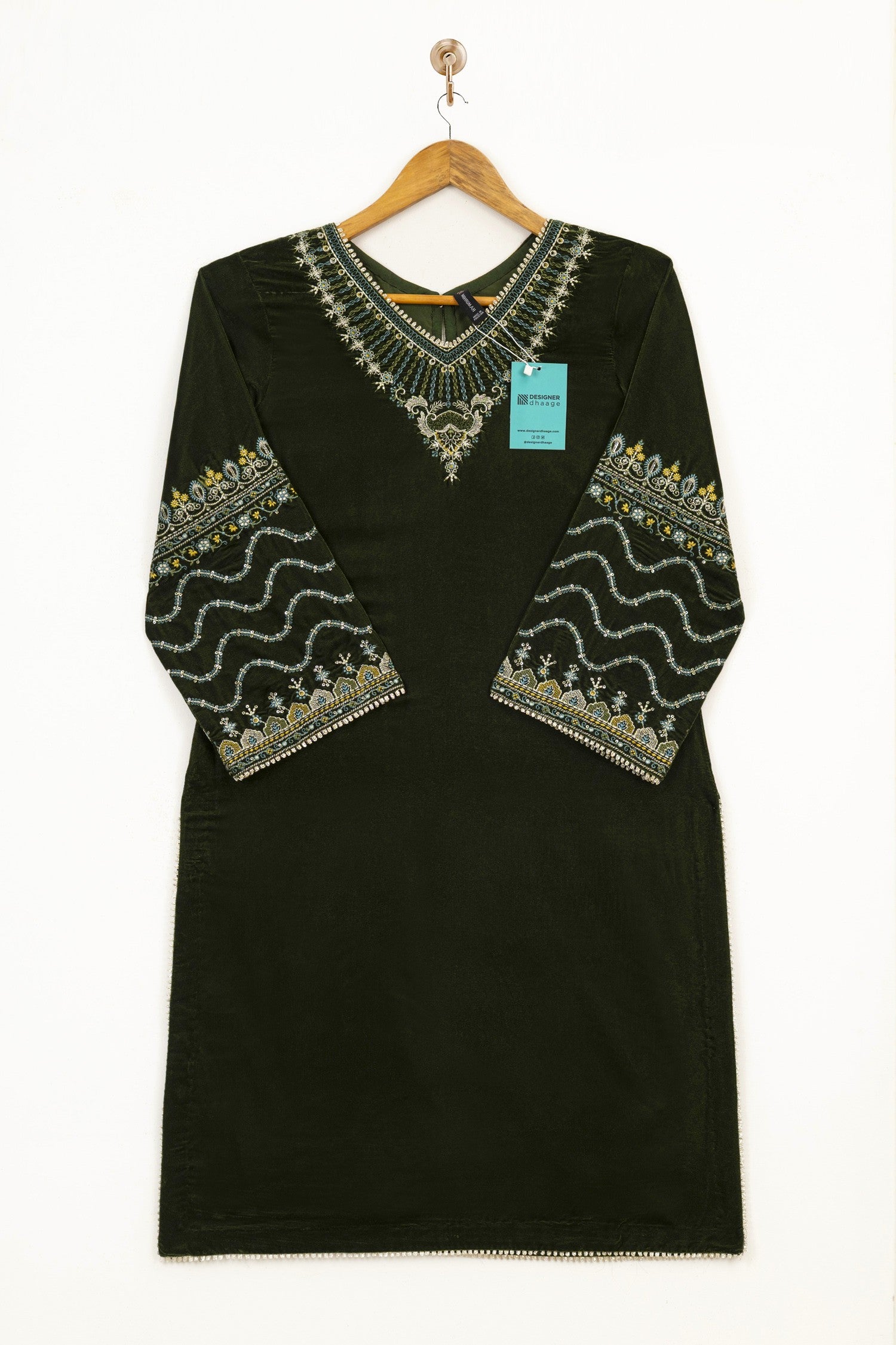 Mihrimah Embroidered Velvet Shalwar Kameez Suit MIH101