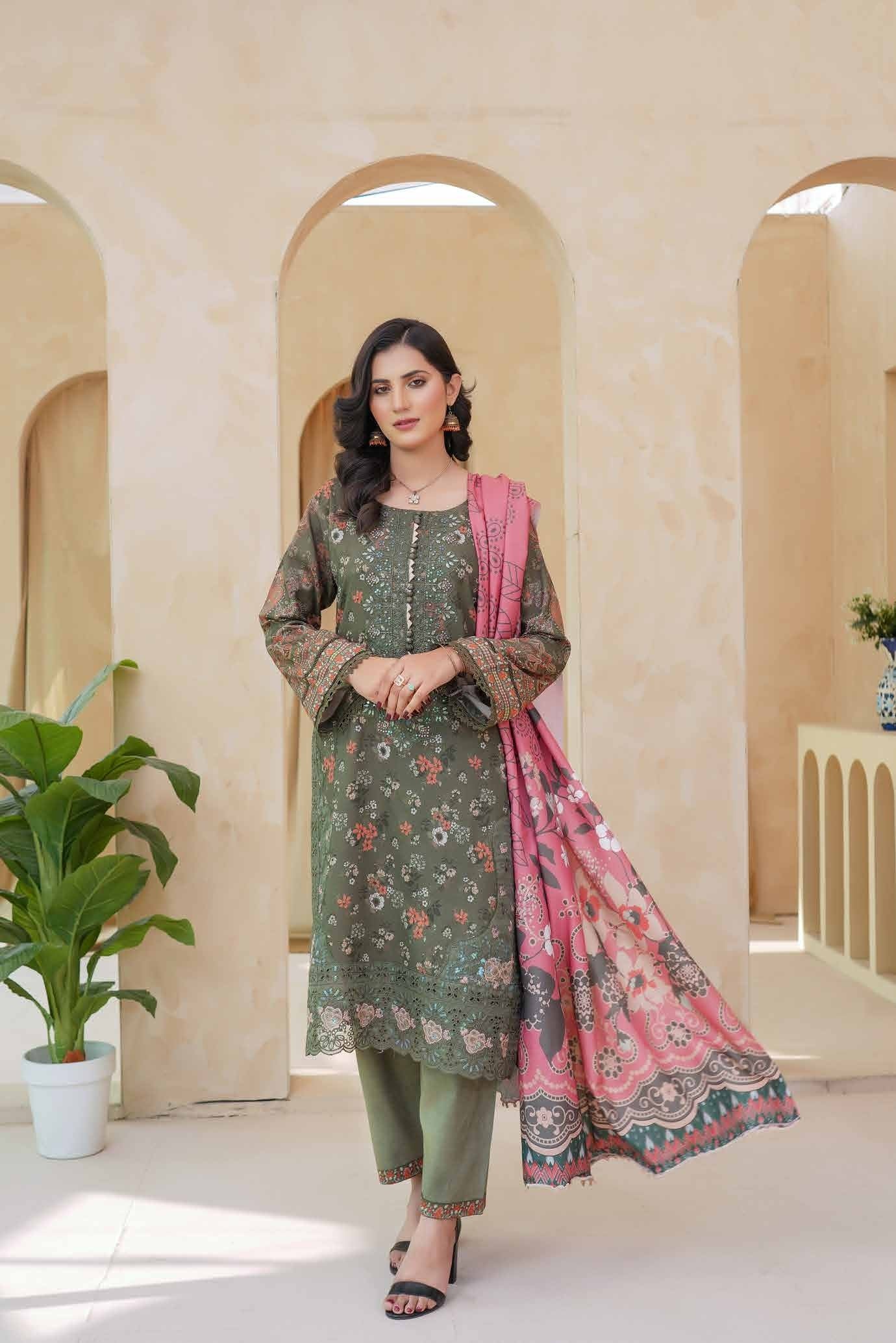 Munira Embroidered Dhanak 3 Piece Suit MUN724