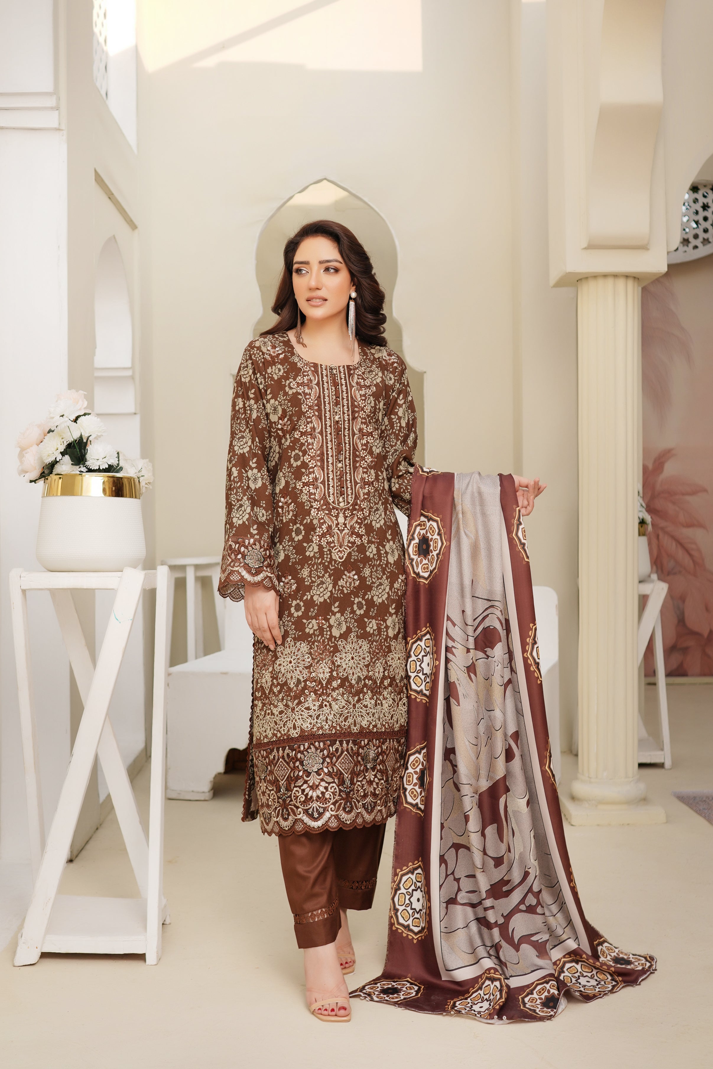 Munira Embroidered Dhanak 3 Piece Suit MUN715